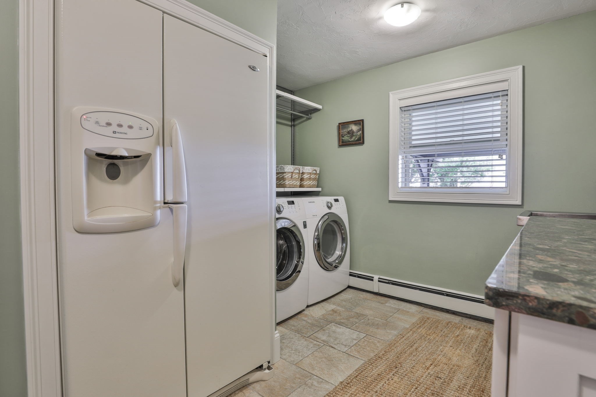 230 Northern Blvd Property Photo 42