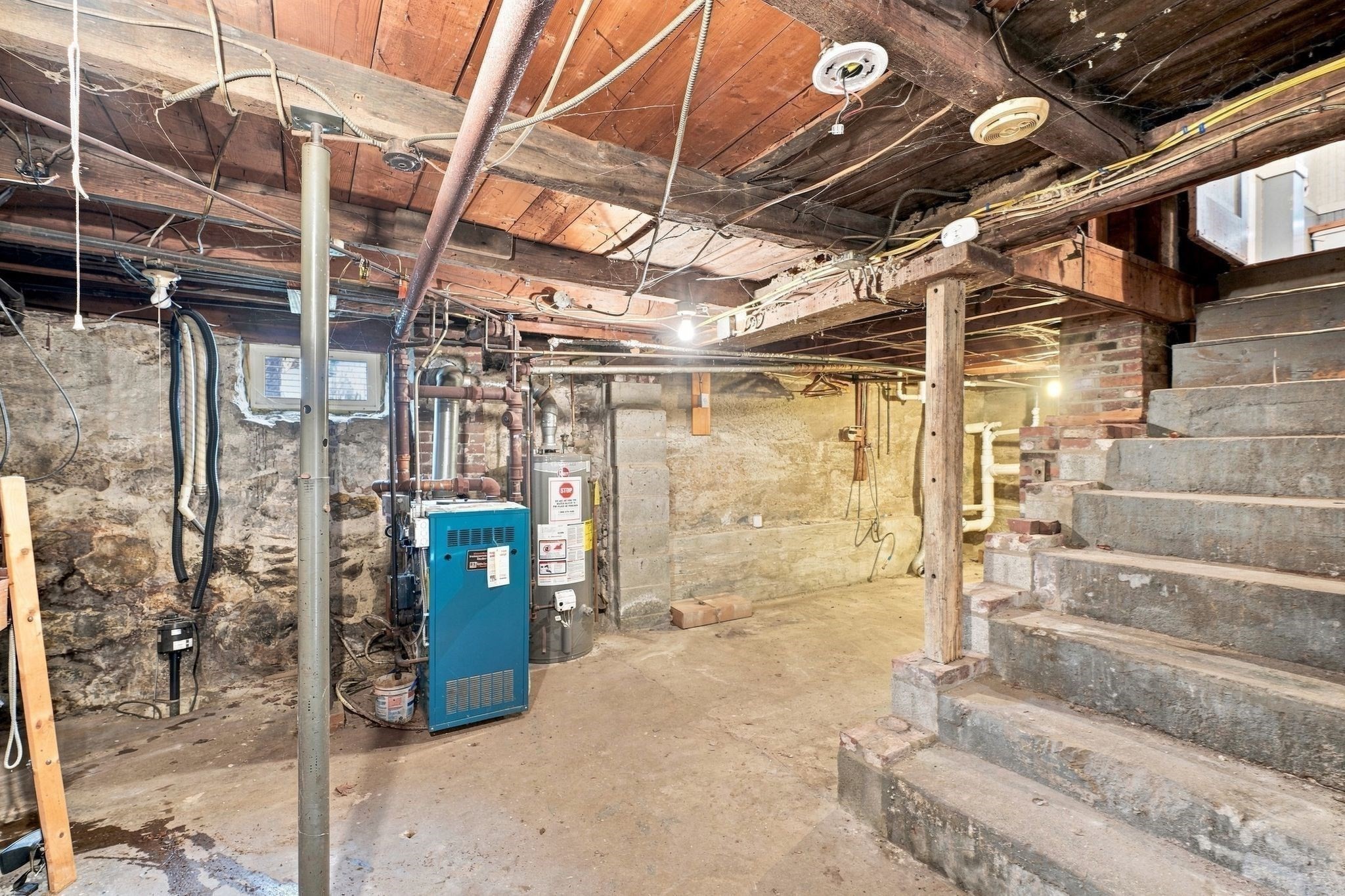 128 River St Property Photo 23