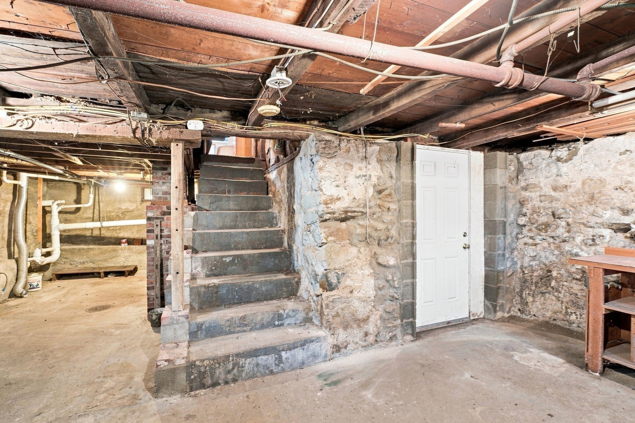 128 River St Property Photo 24