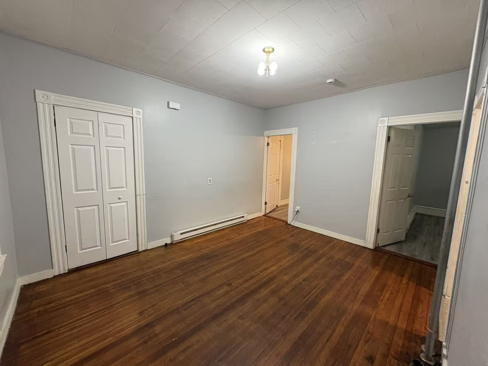 534 William St Property Photo 3