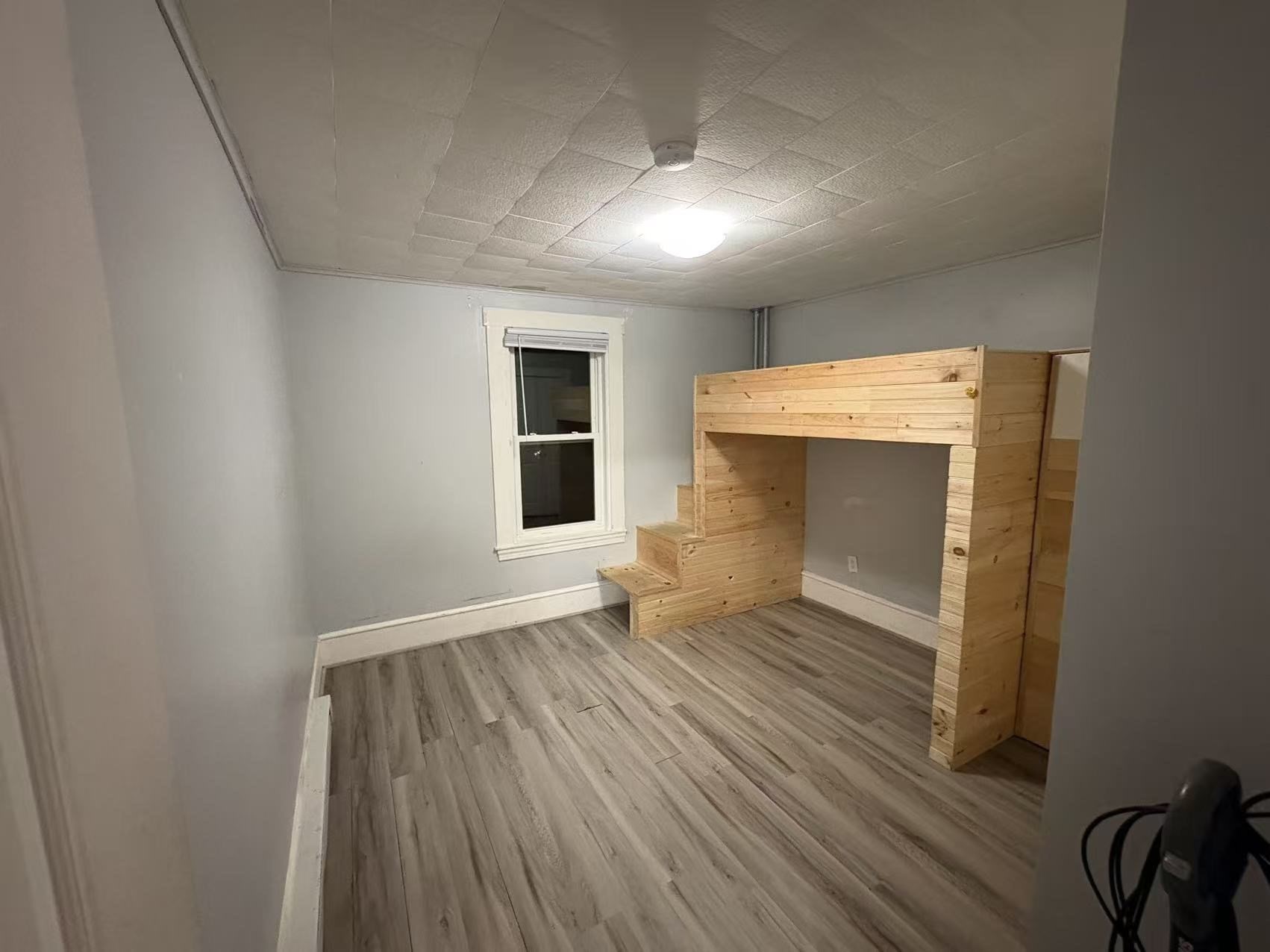 534 William St # 1n Property Photo 5