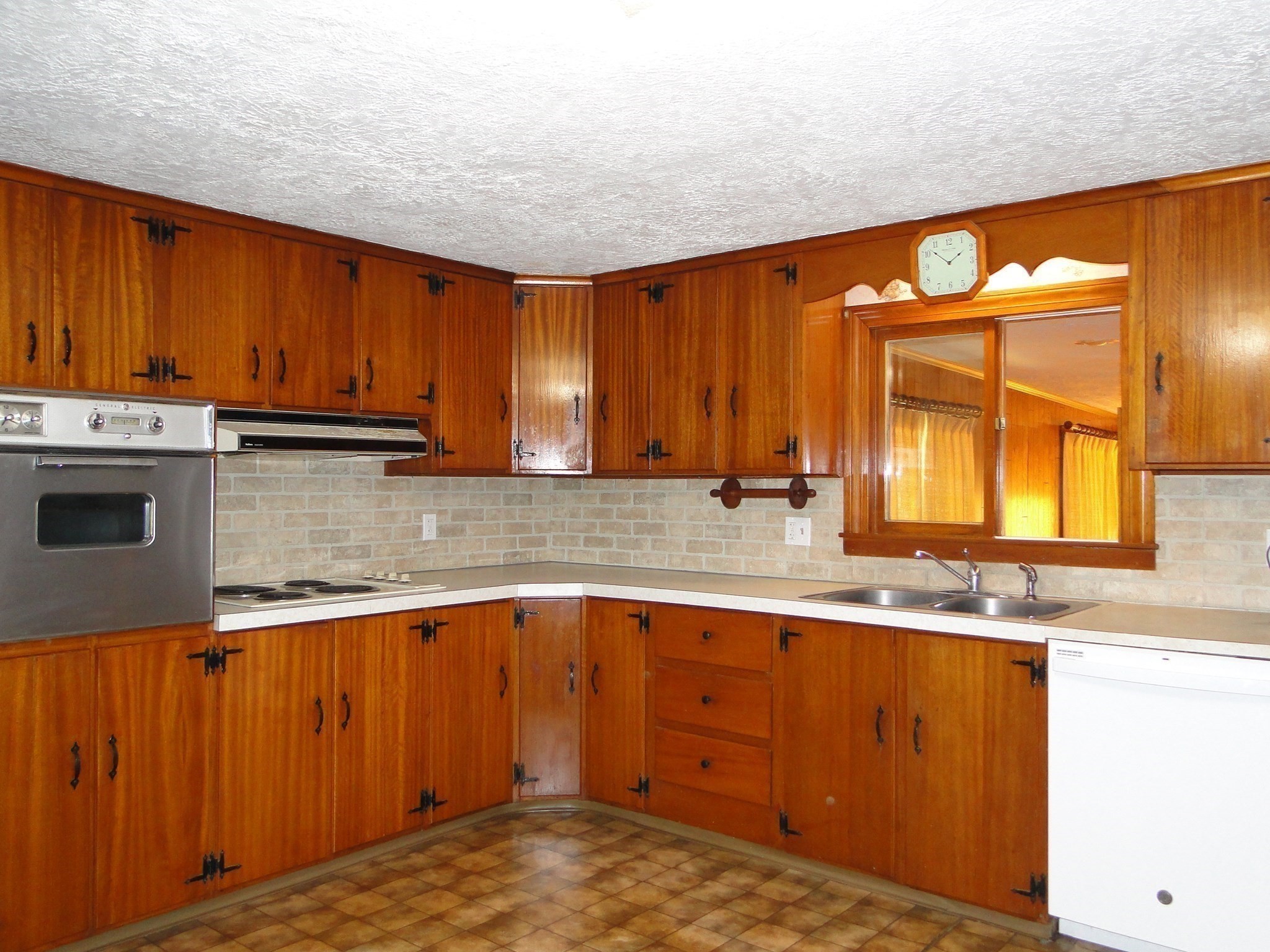 128 Sutton Road Property Photo 5
