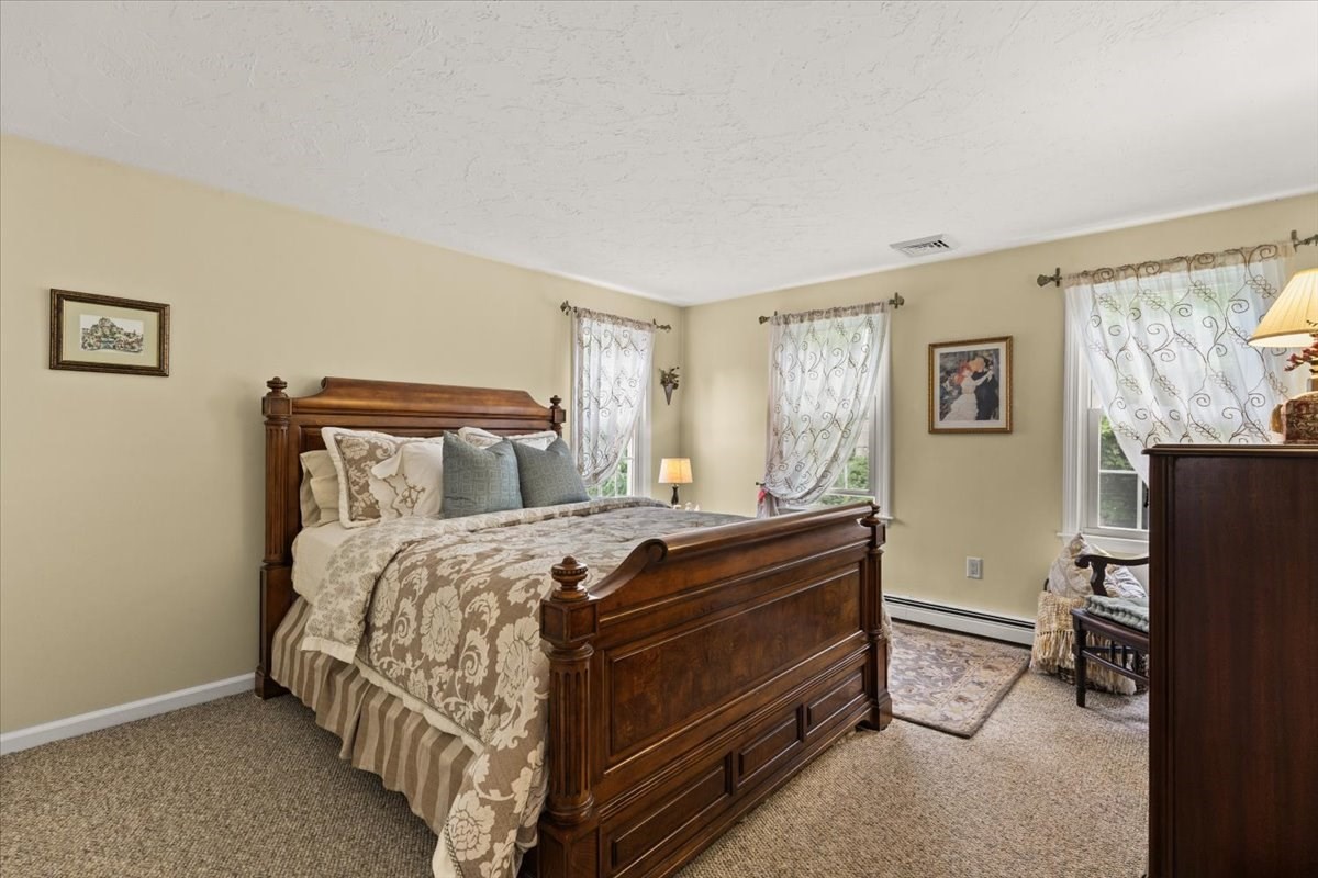 268 Water Street Property Photo 13
