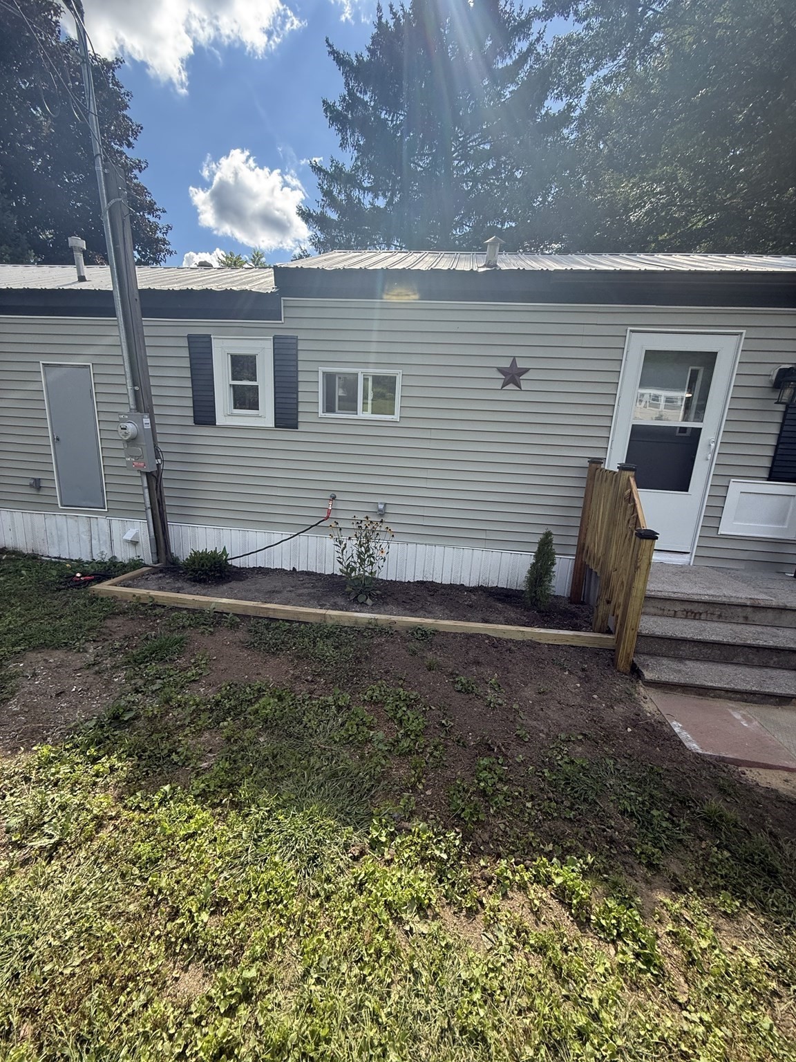 9 Willow Property Photo 18