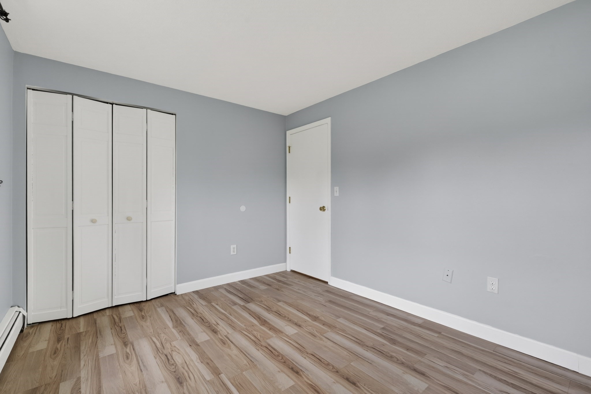 7 Karen Circle # 2a Property Photo 12