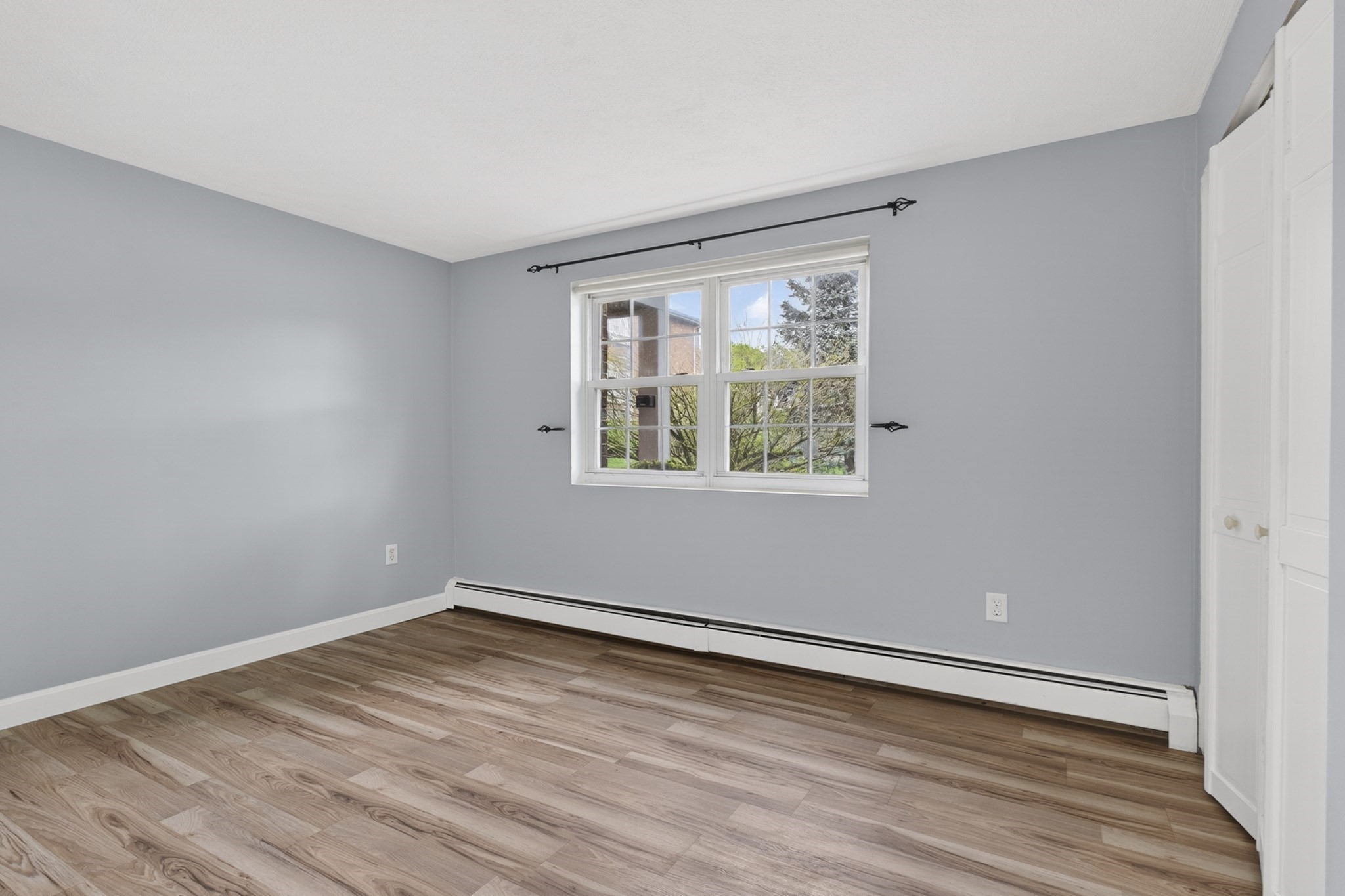 7 Karen Circle # 2a Property Photo 15