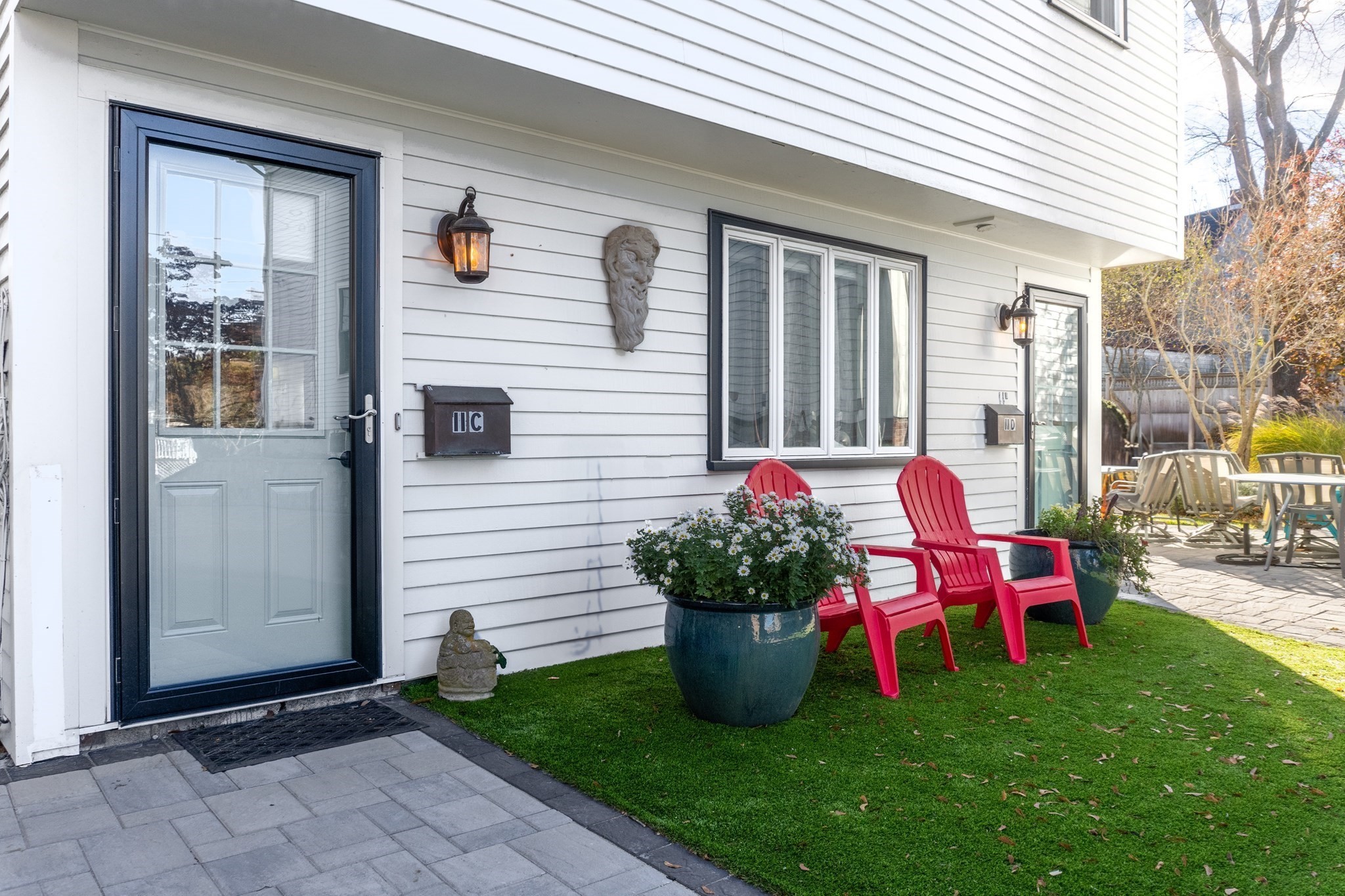 11 Broadway Avenue # C Property Photo 2