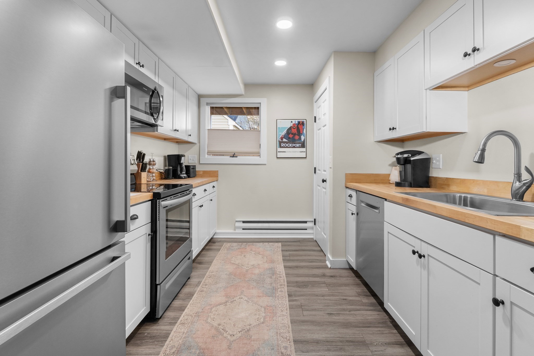 11 Broadway Avenue # C Property Photo 11