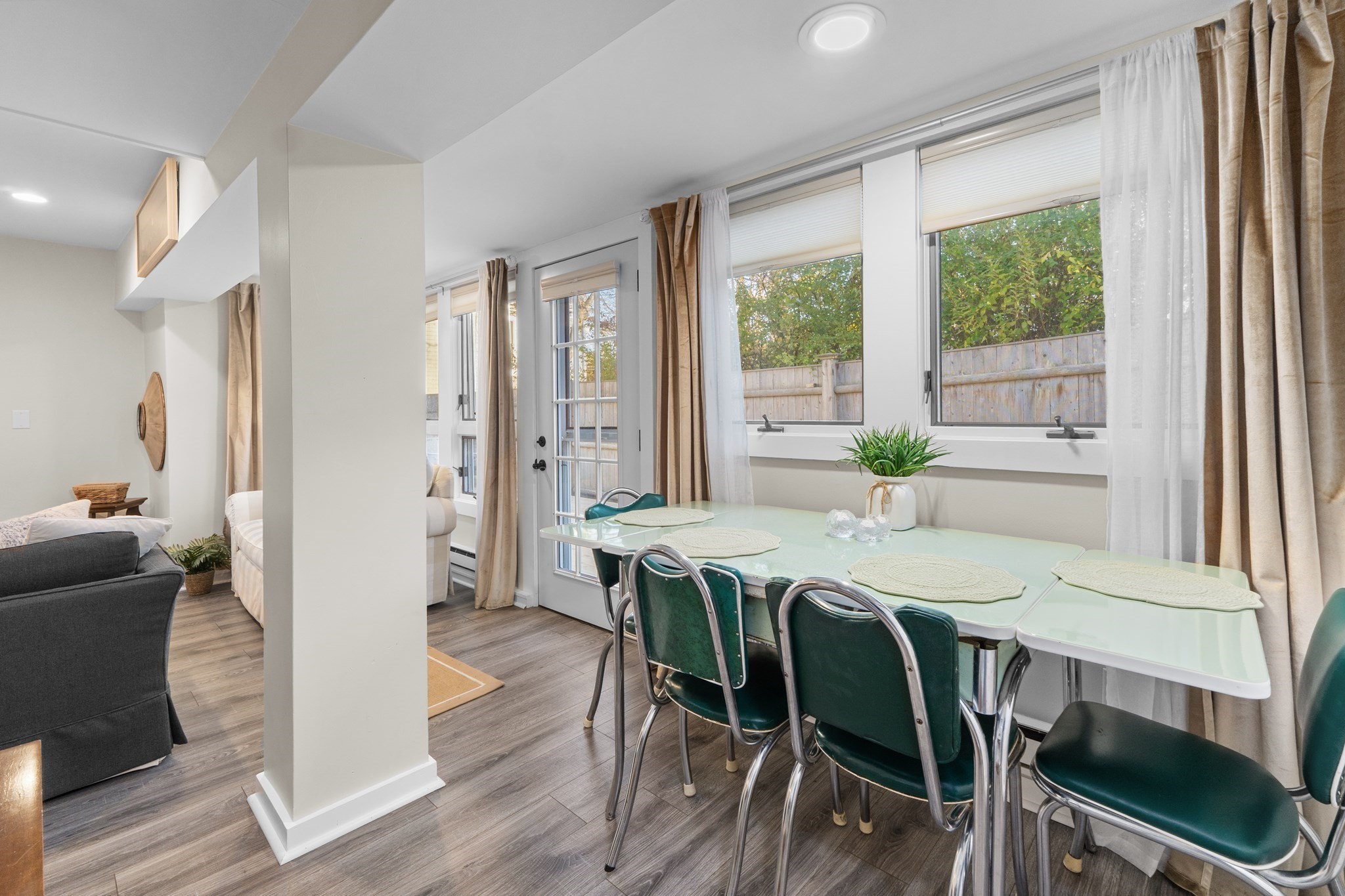 11 Broadway Avenue # C Property Photo 15