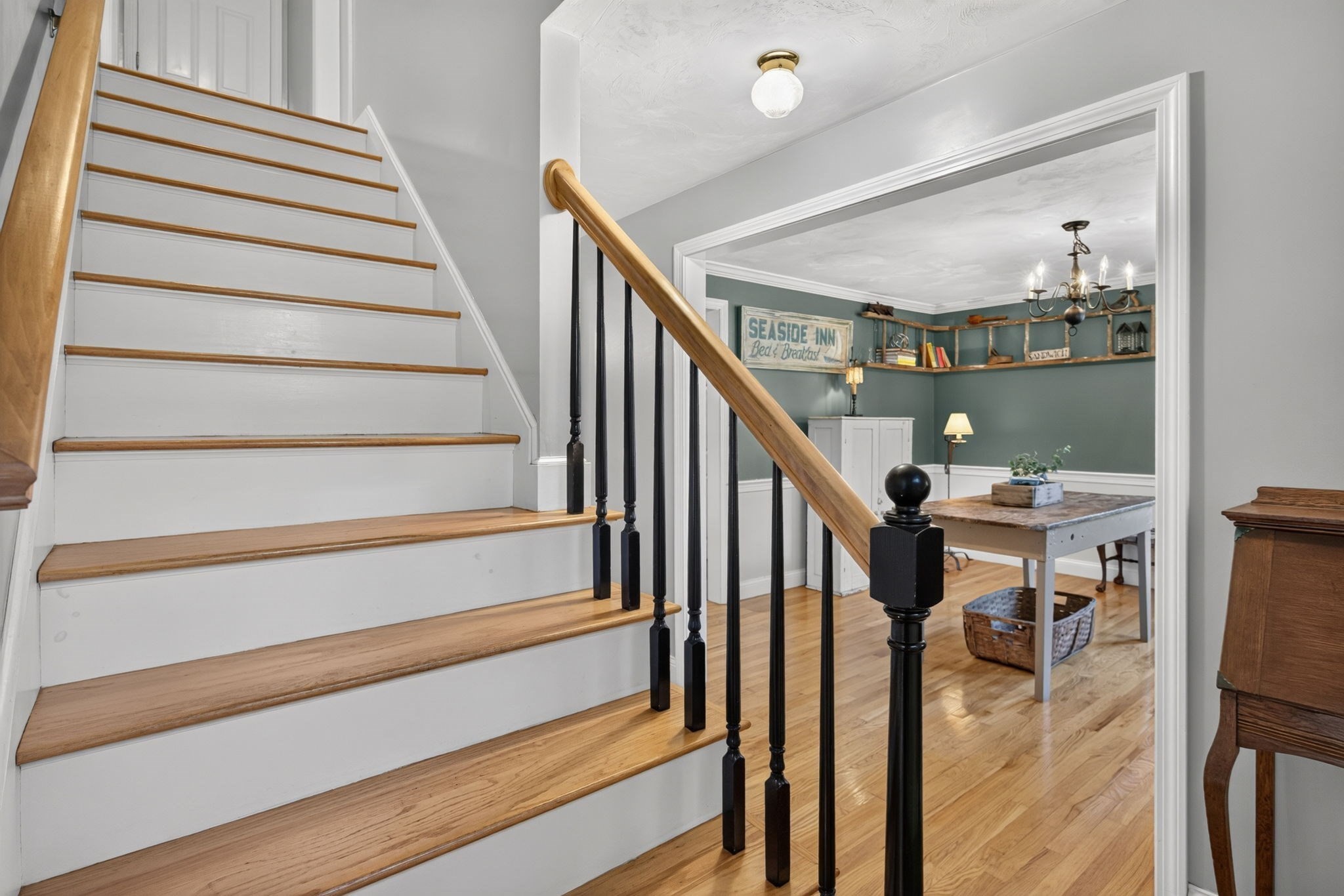11 Burbank Street Property Photo 19