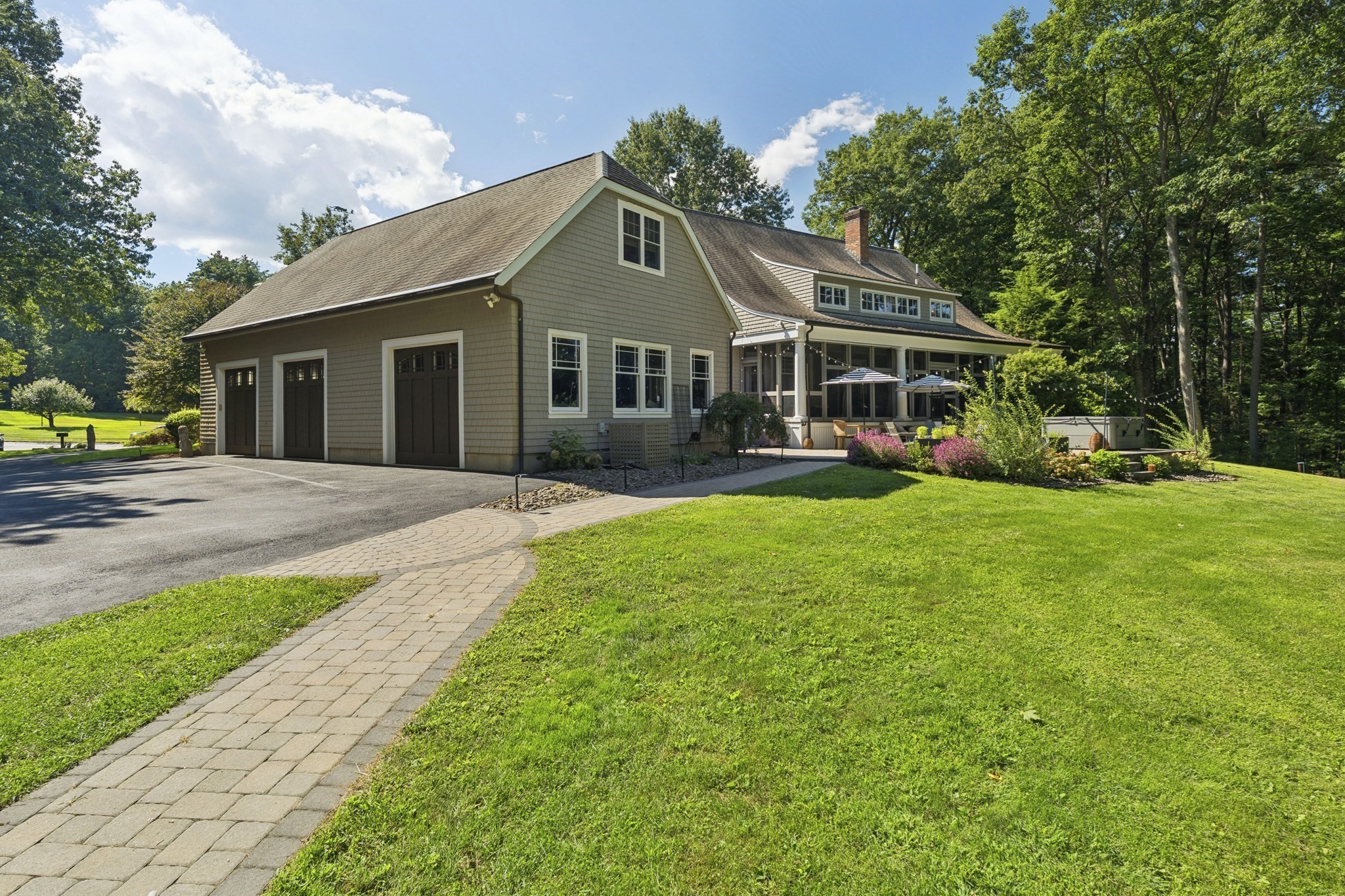 7 Strawberry Hill Ln Property Photo 38