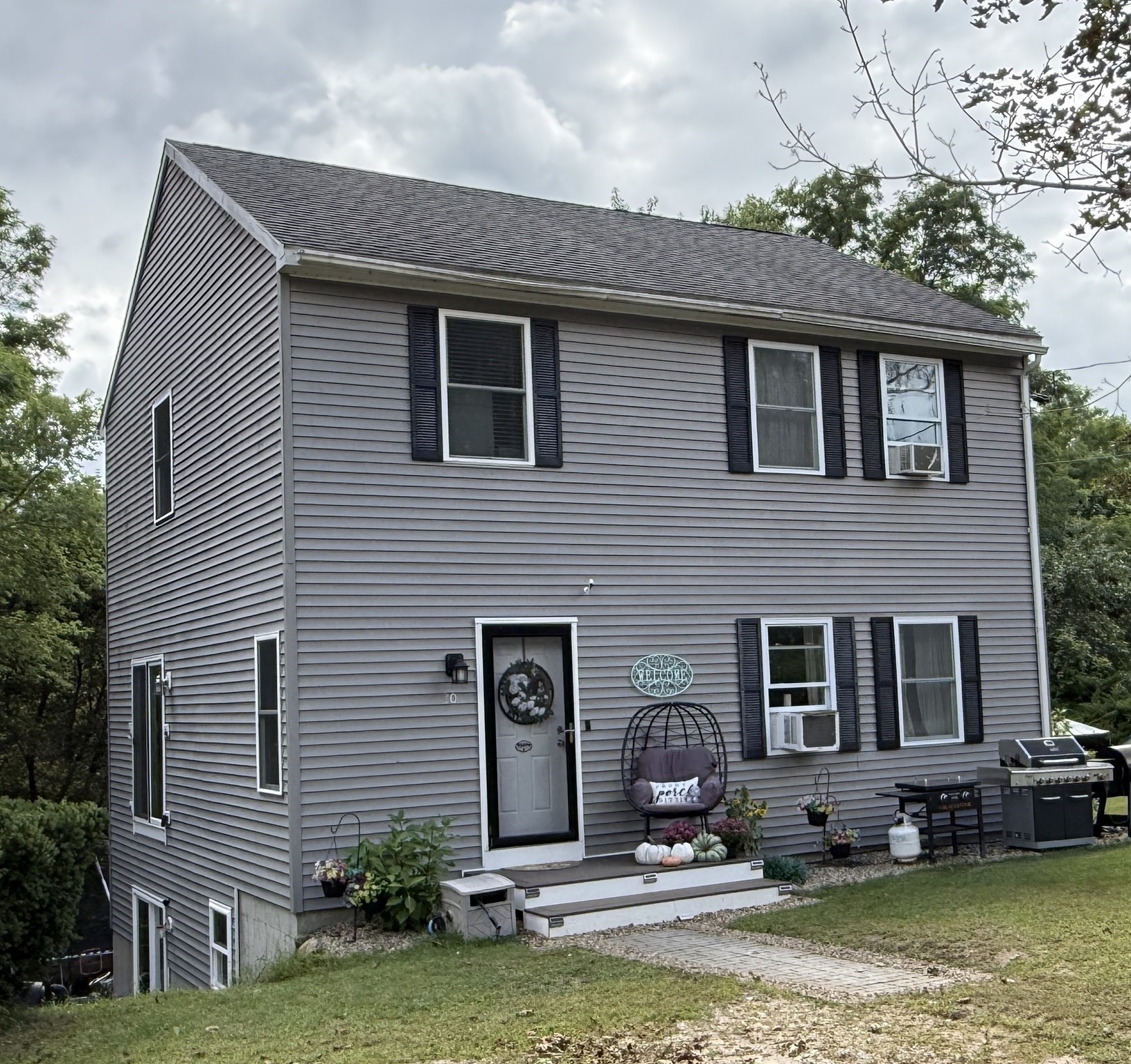 20 Memorial St Property Photo 1