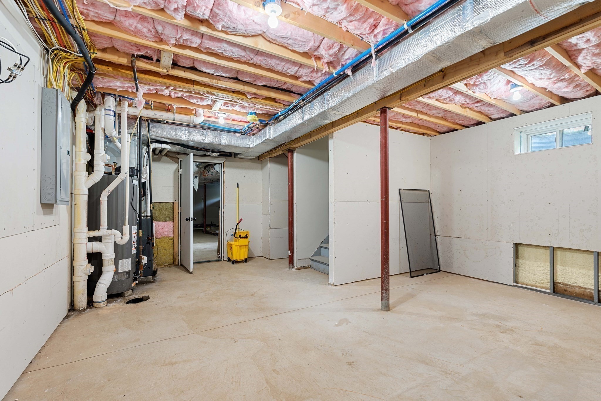 20 Plain St Property Photo 27