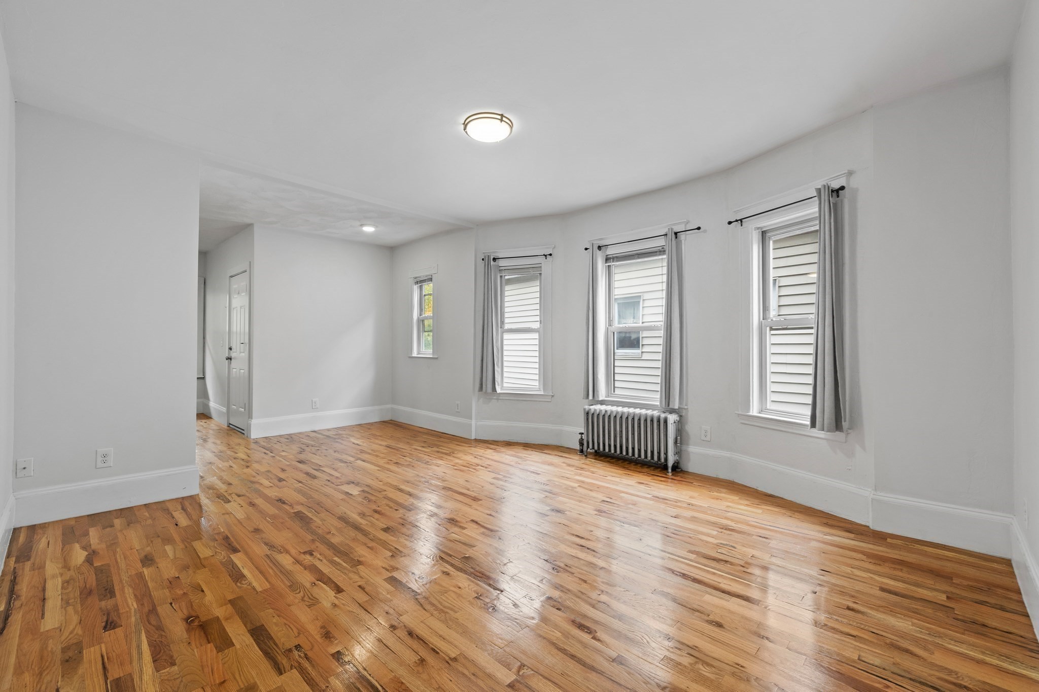 39 Bradley St # 2 Property Photo 3