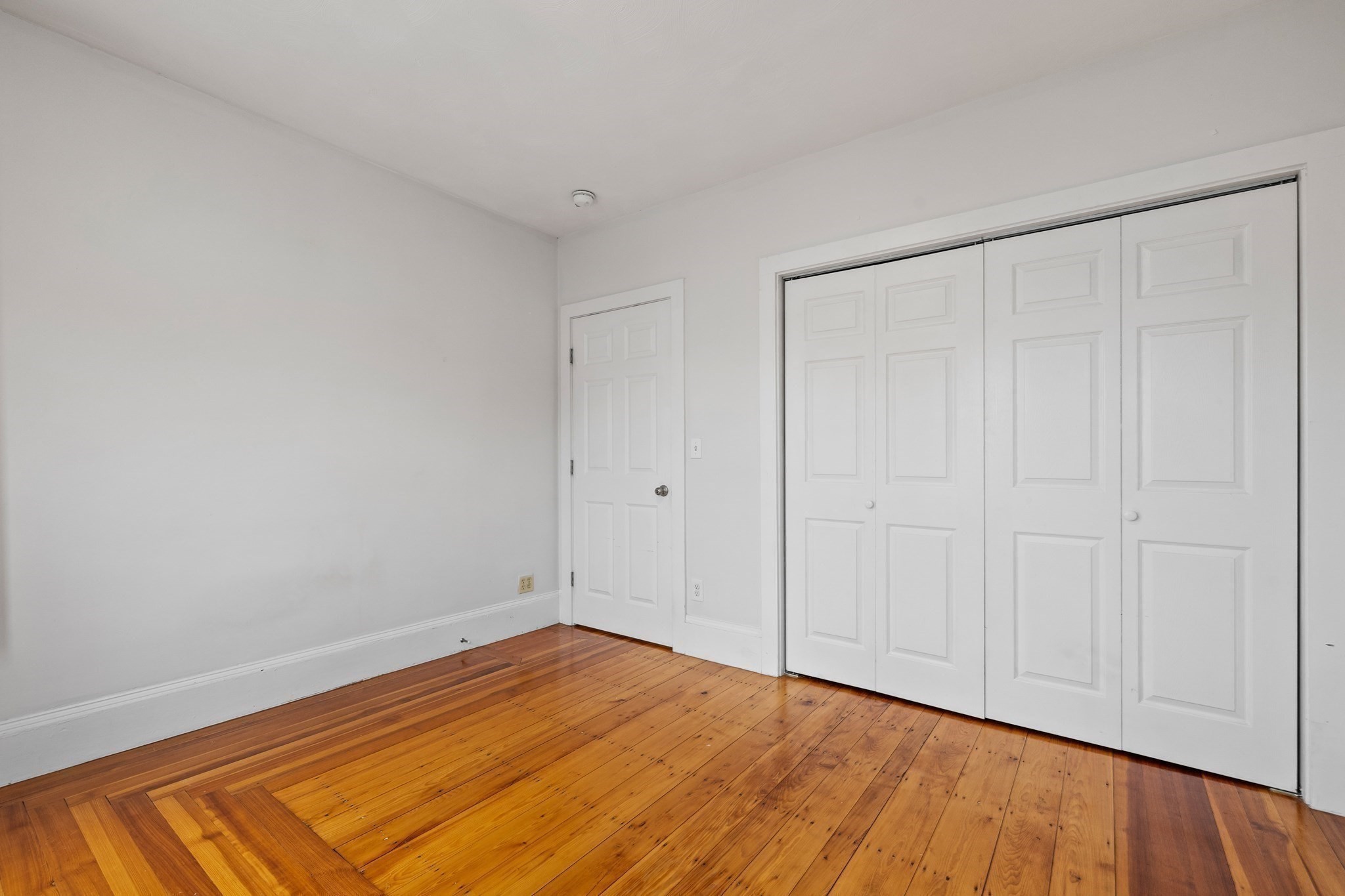 39 Bradley St # 2 Property Photo 6