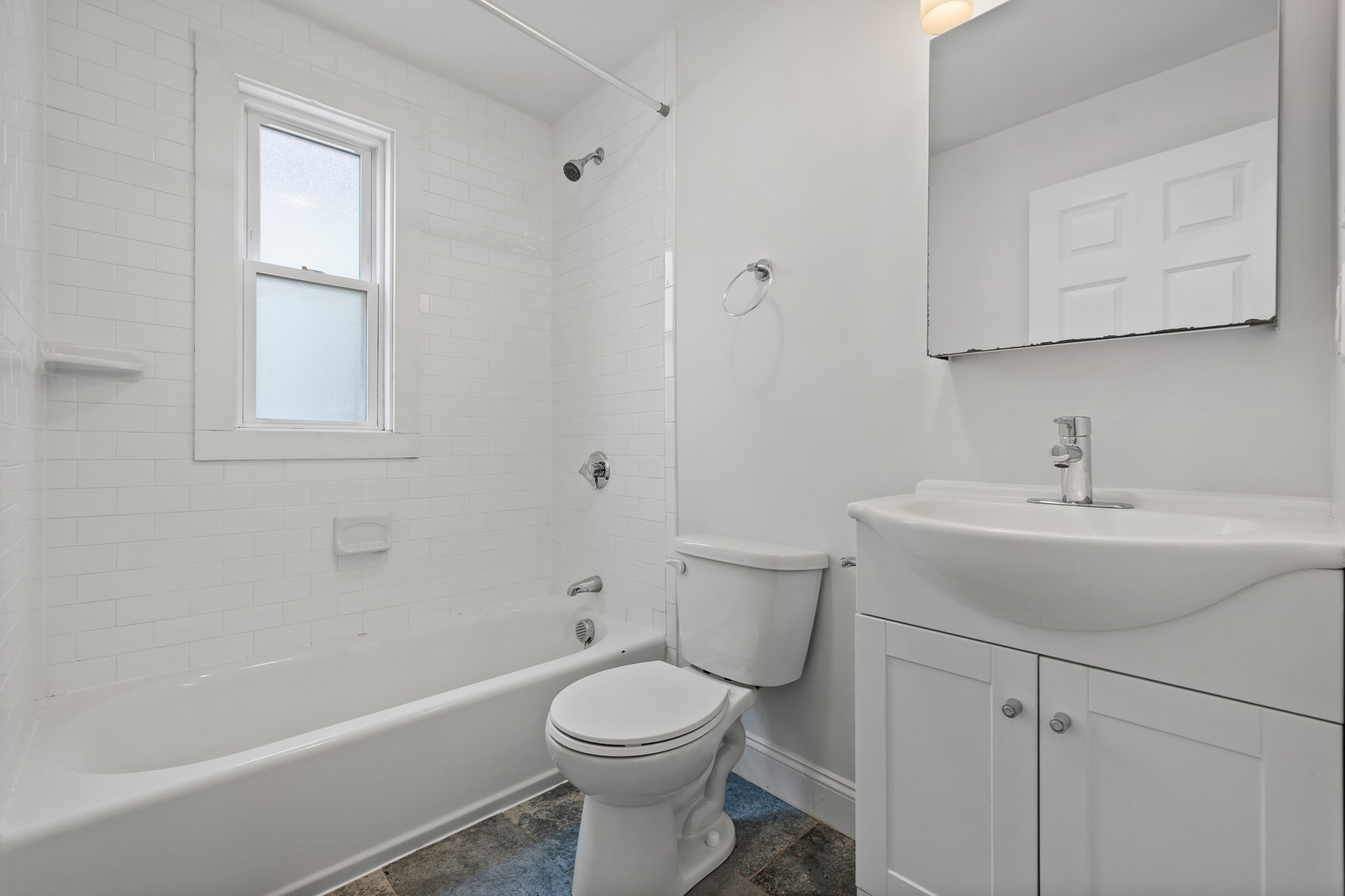 39 Bradley St # 2 Property Photo 8