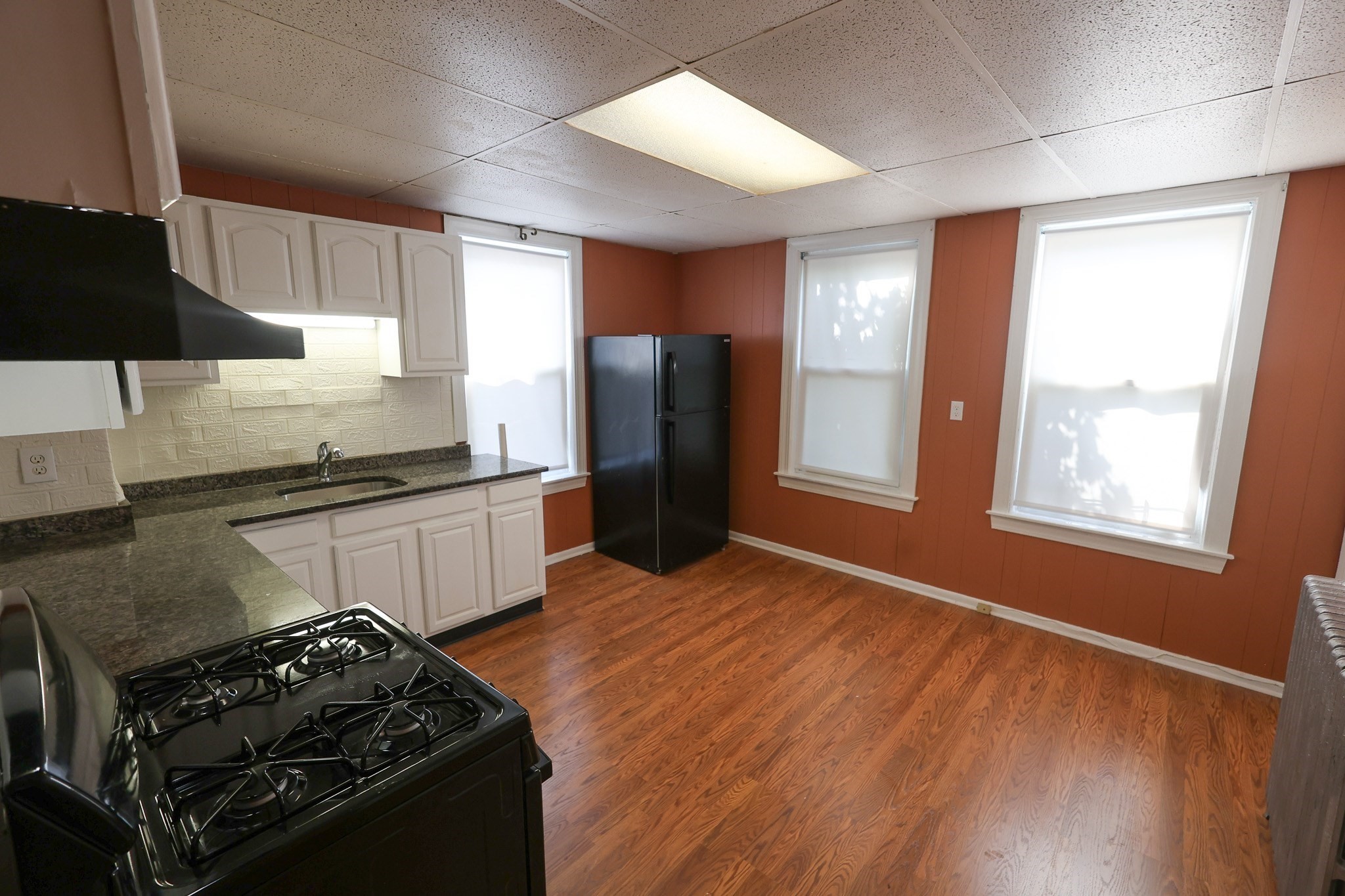 421 Seaver Street # 3 Property Photo 1