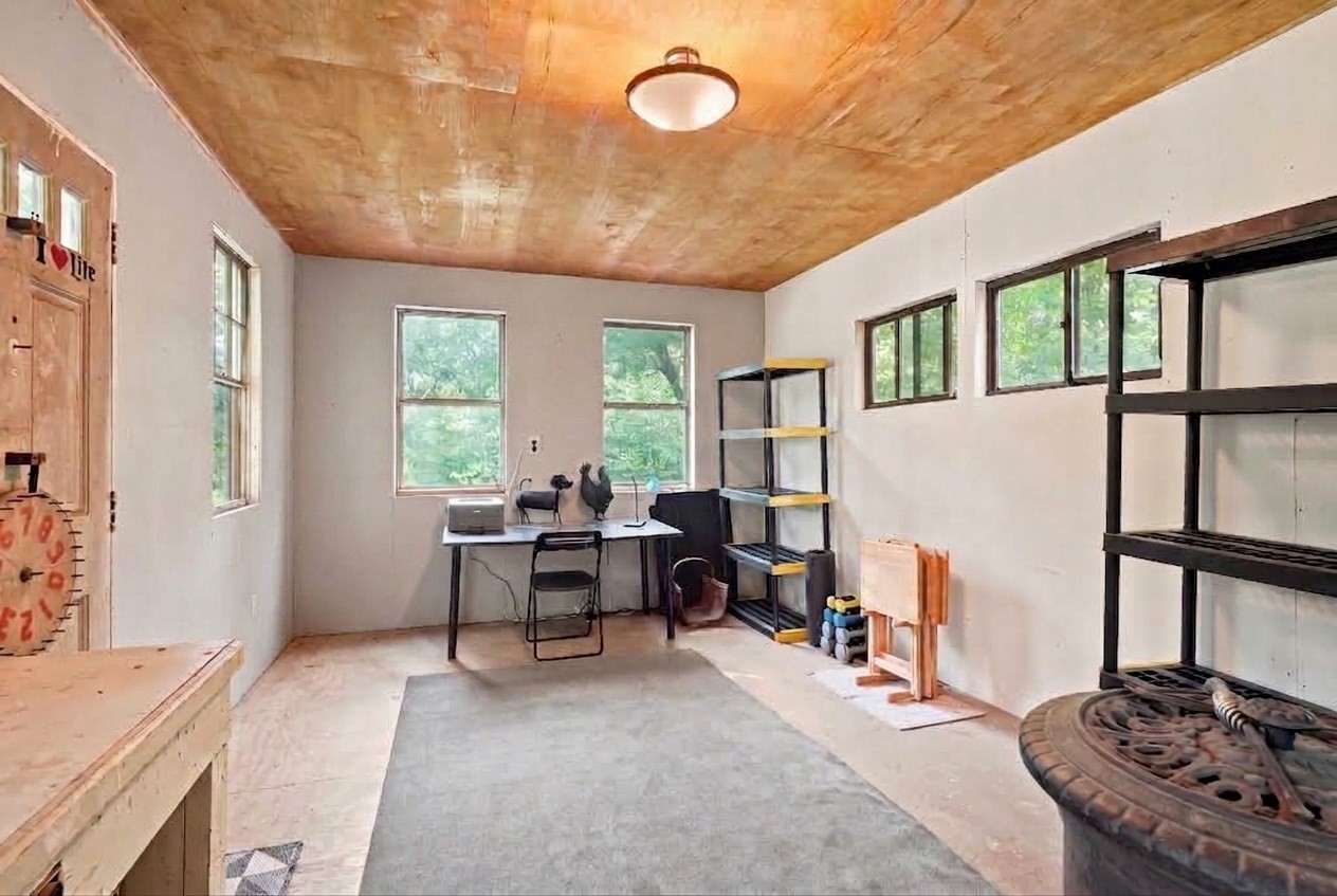17 Spring Hill Rd Property Photo 34