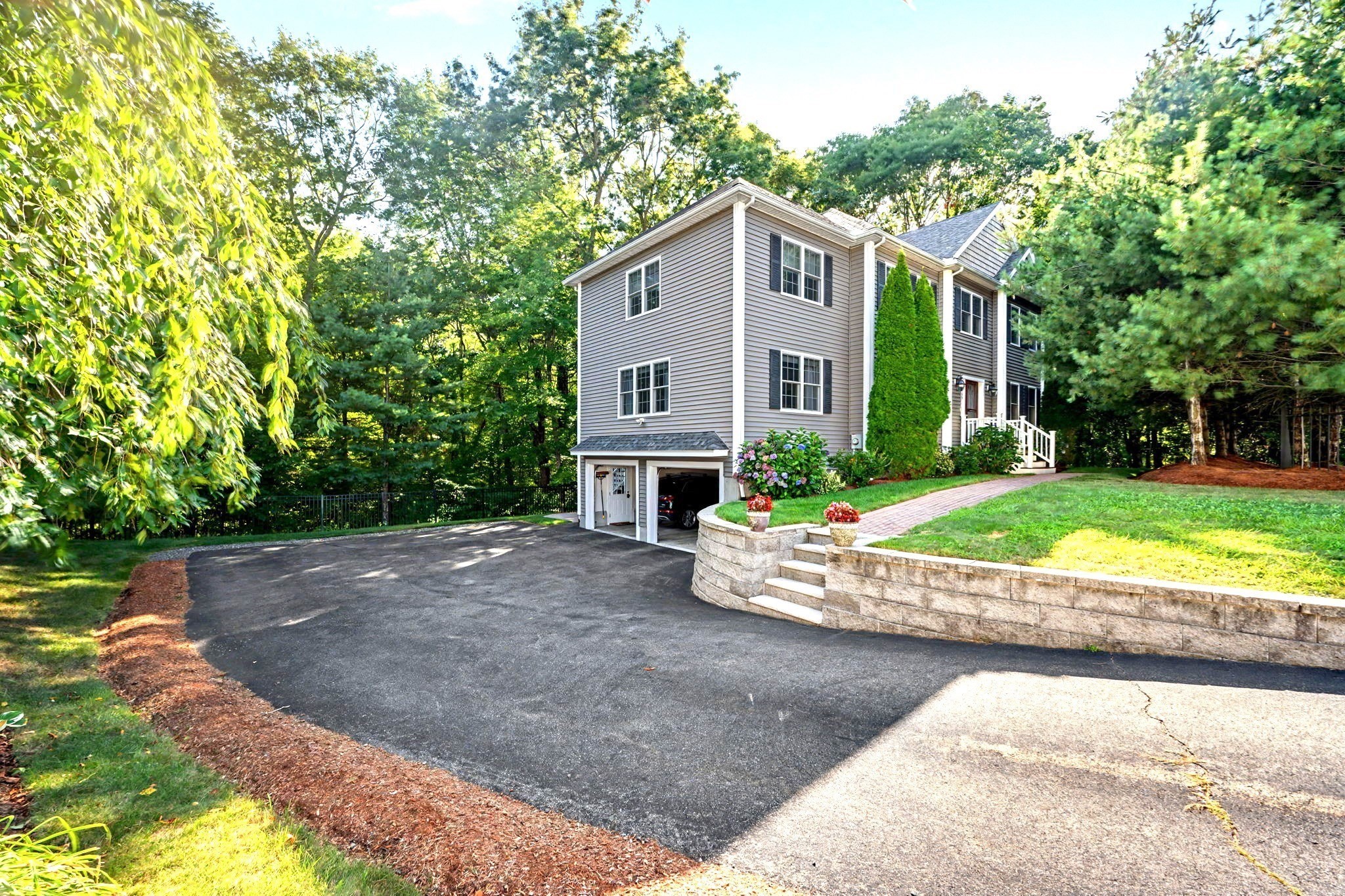 44 Ashwood Ave
