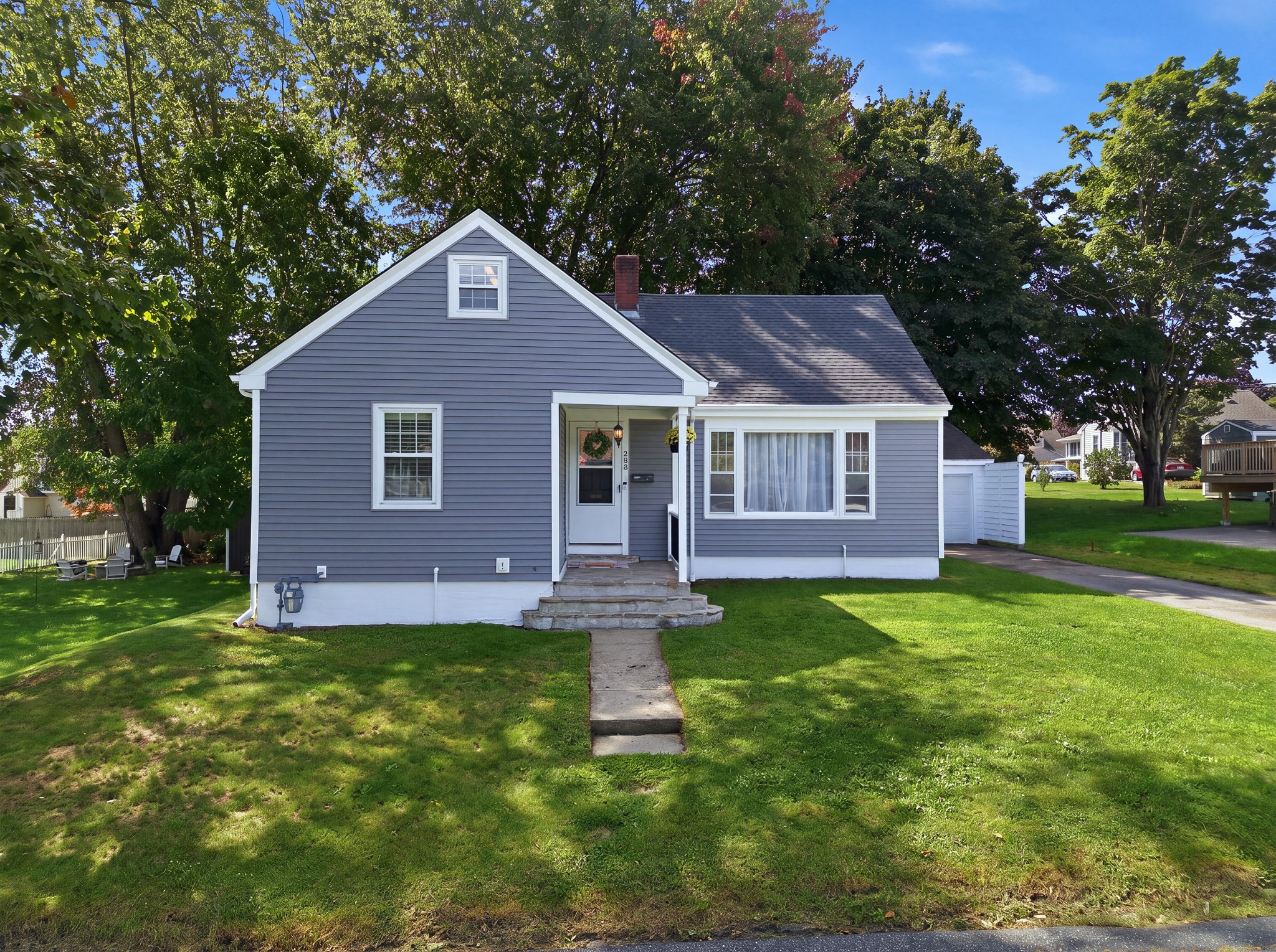 283 Longhill Ave Property Photo 1