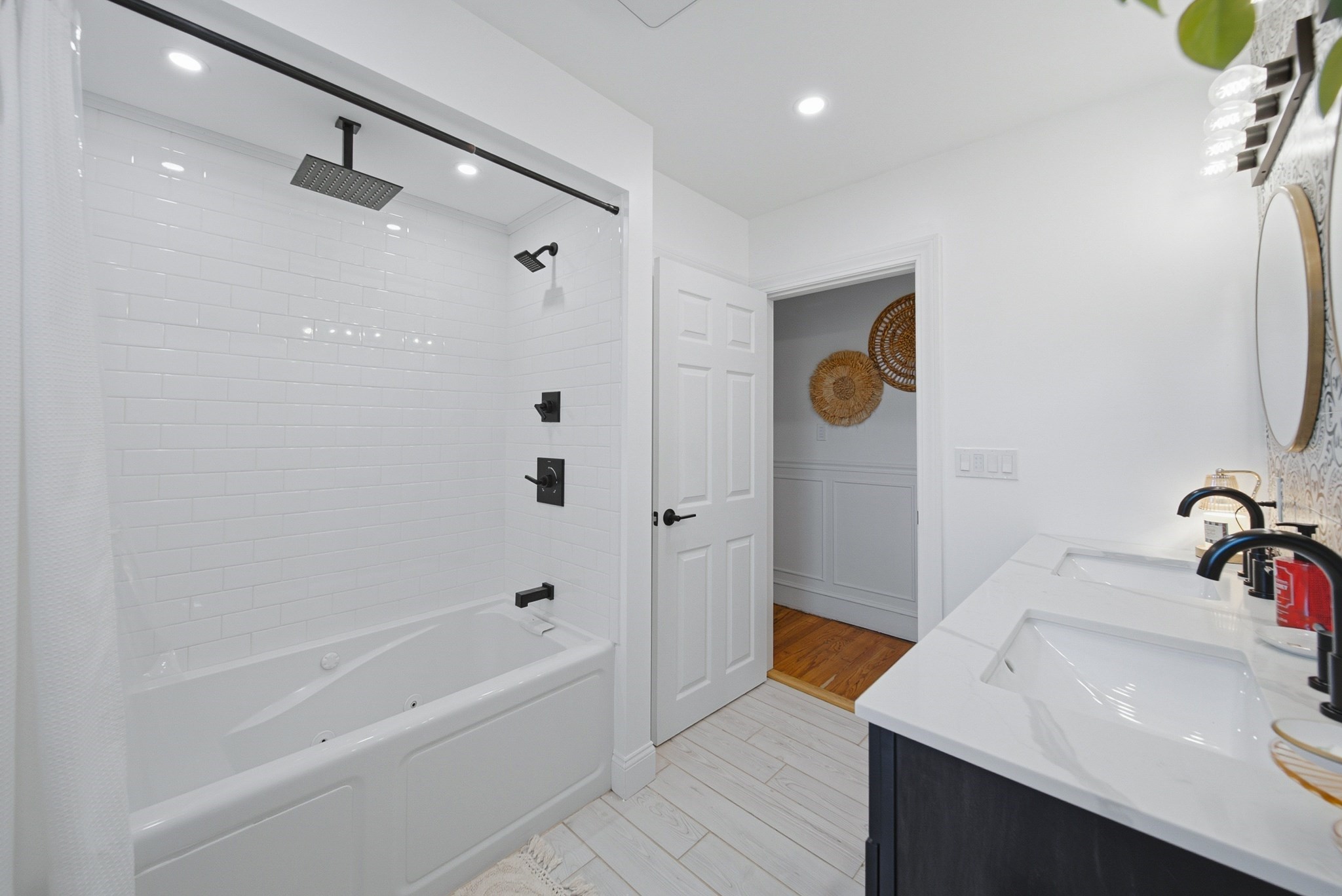 283 Longhill Ave Property Photo 18