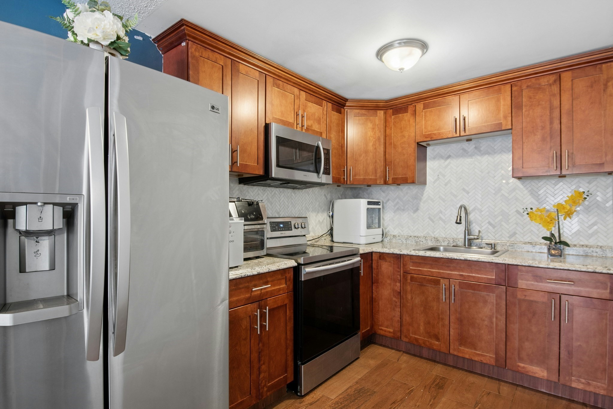 20 Knox # 21 Property Photo 11