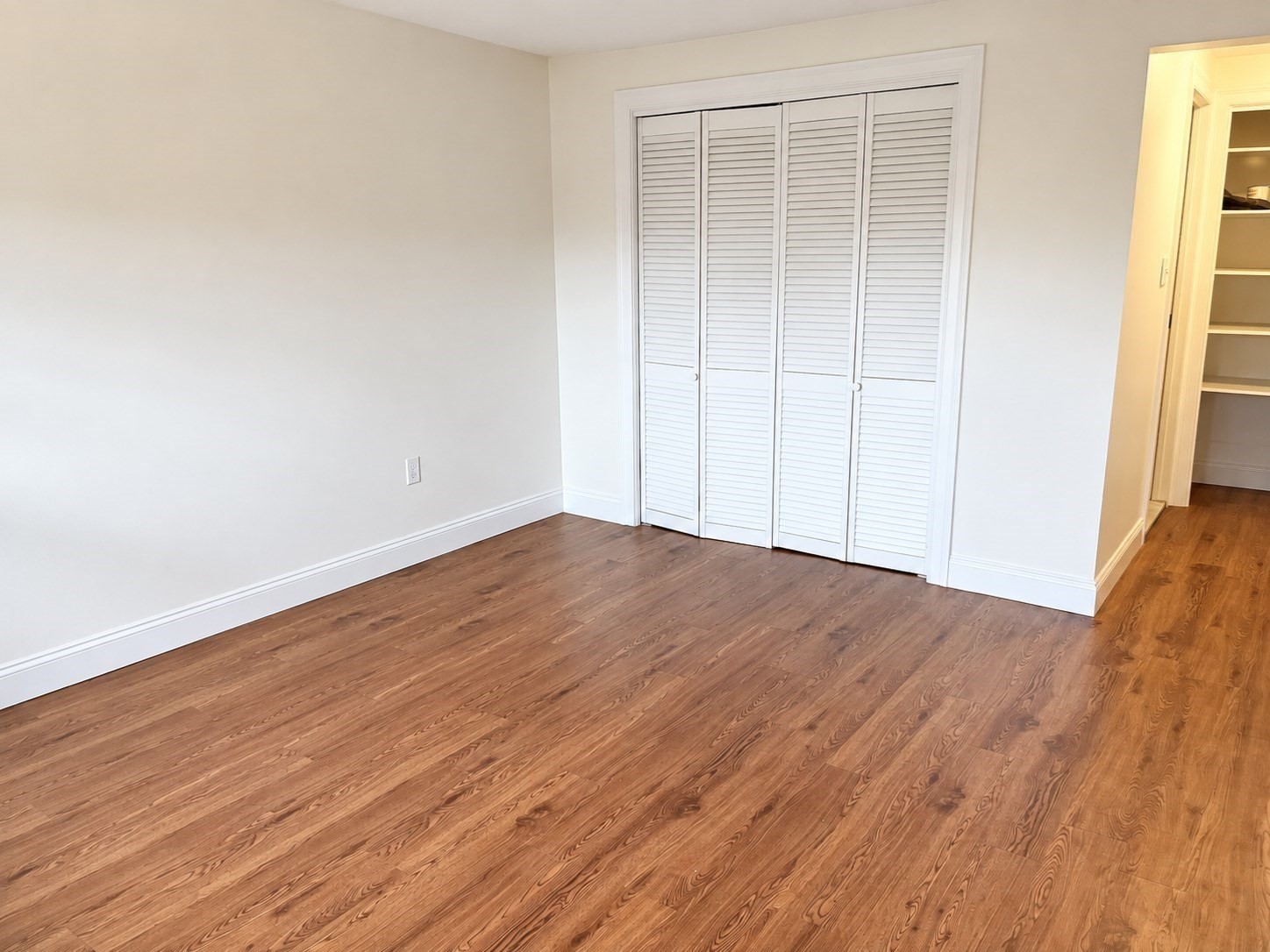 213 Rock St # K10 Property Photo 8