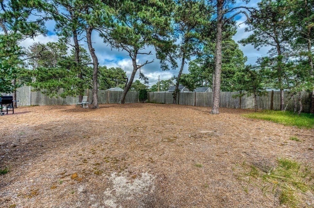 16 Lawrence Rd Property Photo 30
