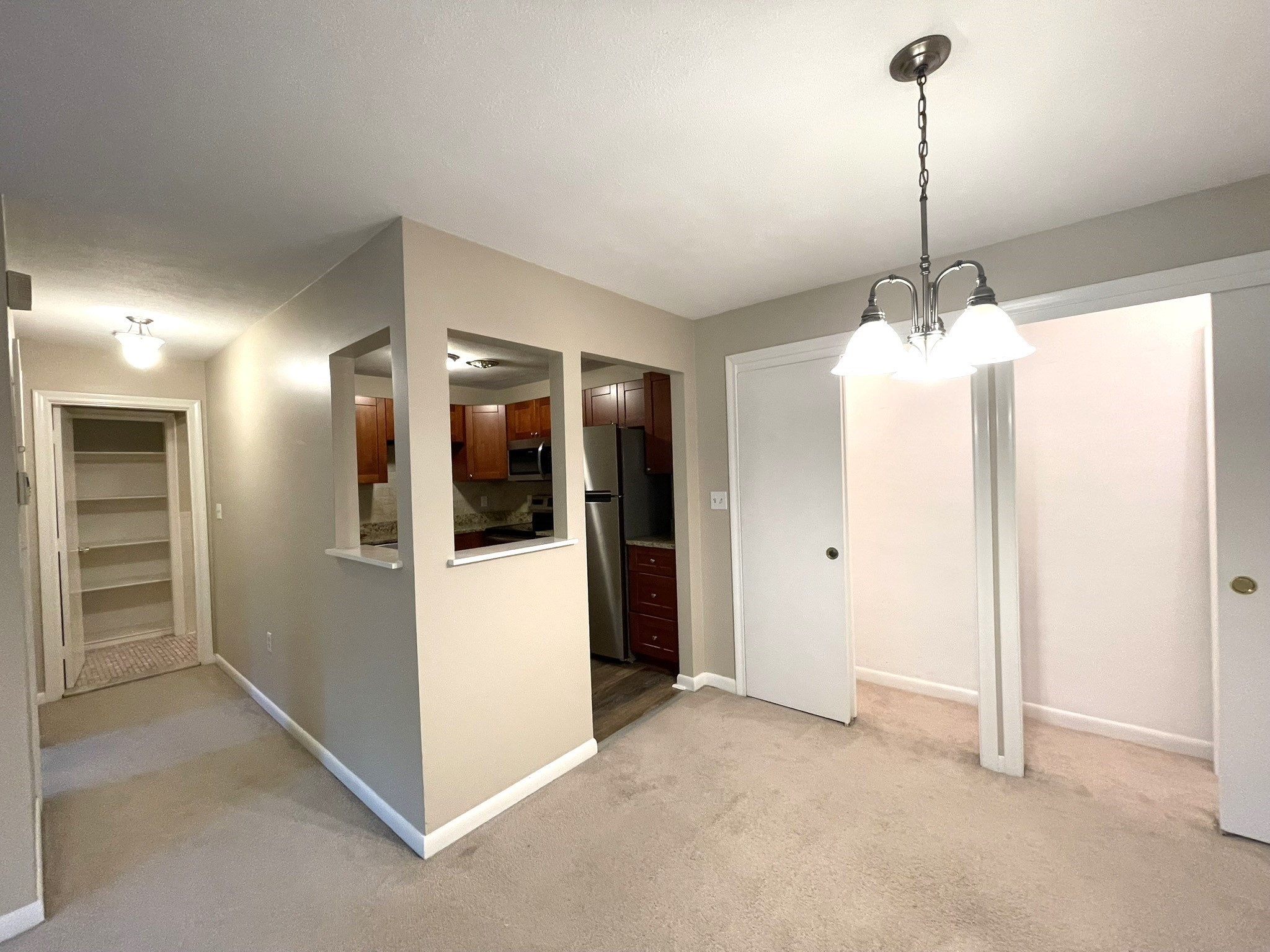 1323 Worcester Rd # E7 Property Photo 4