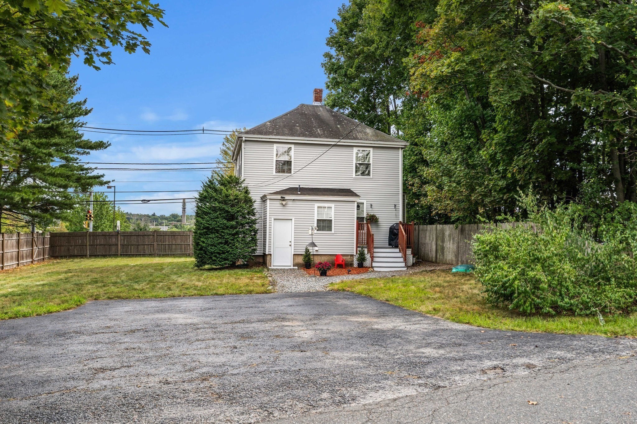 55 Endicott Street Property Photo 3