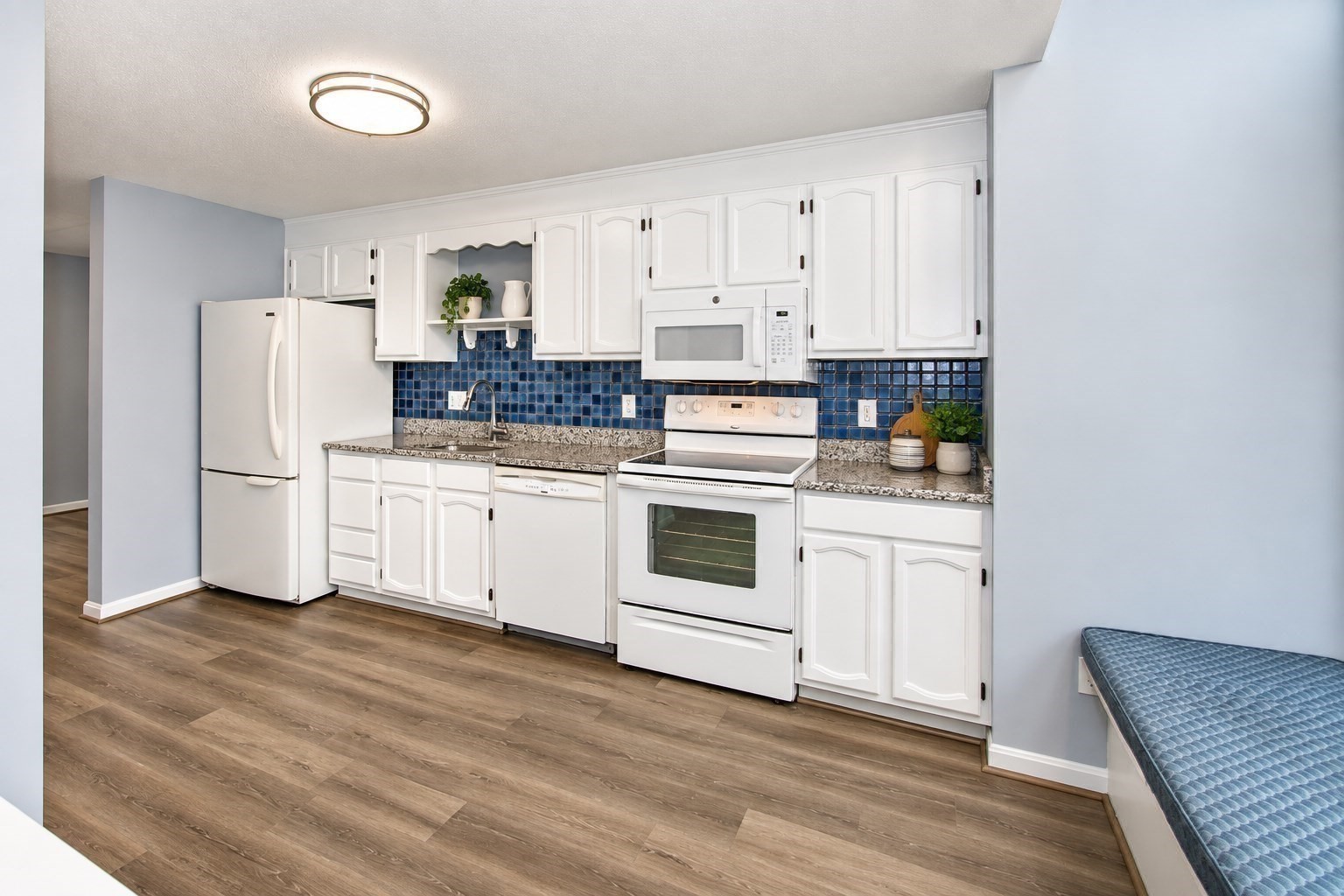 303 Maple Brook Rd. # 303 Property Photo 6