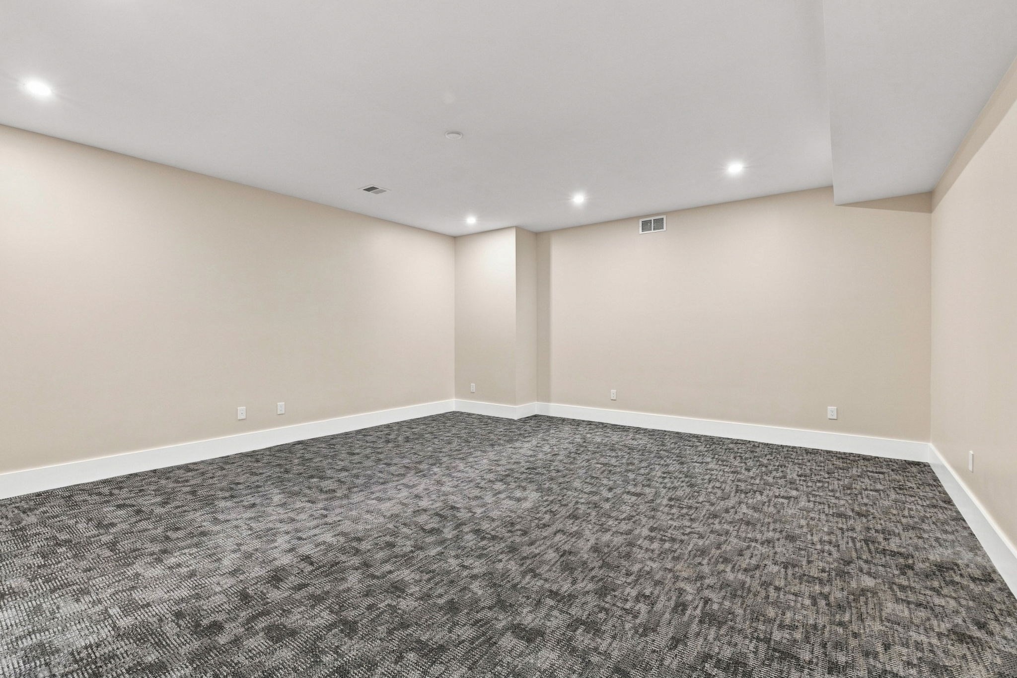 50 Willard Property Photo 29