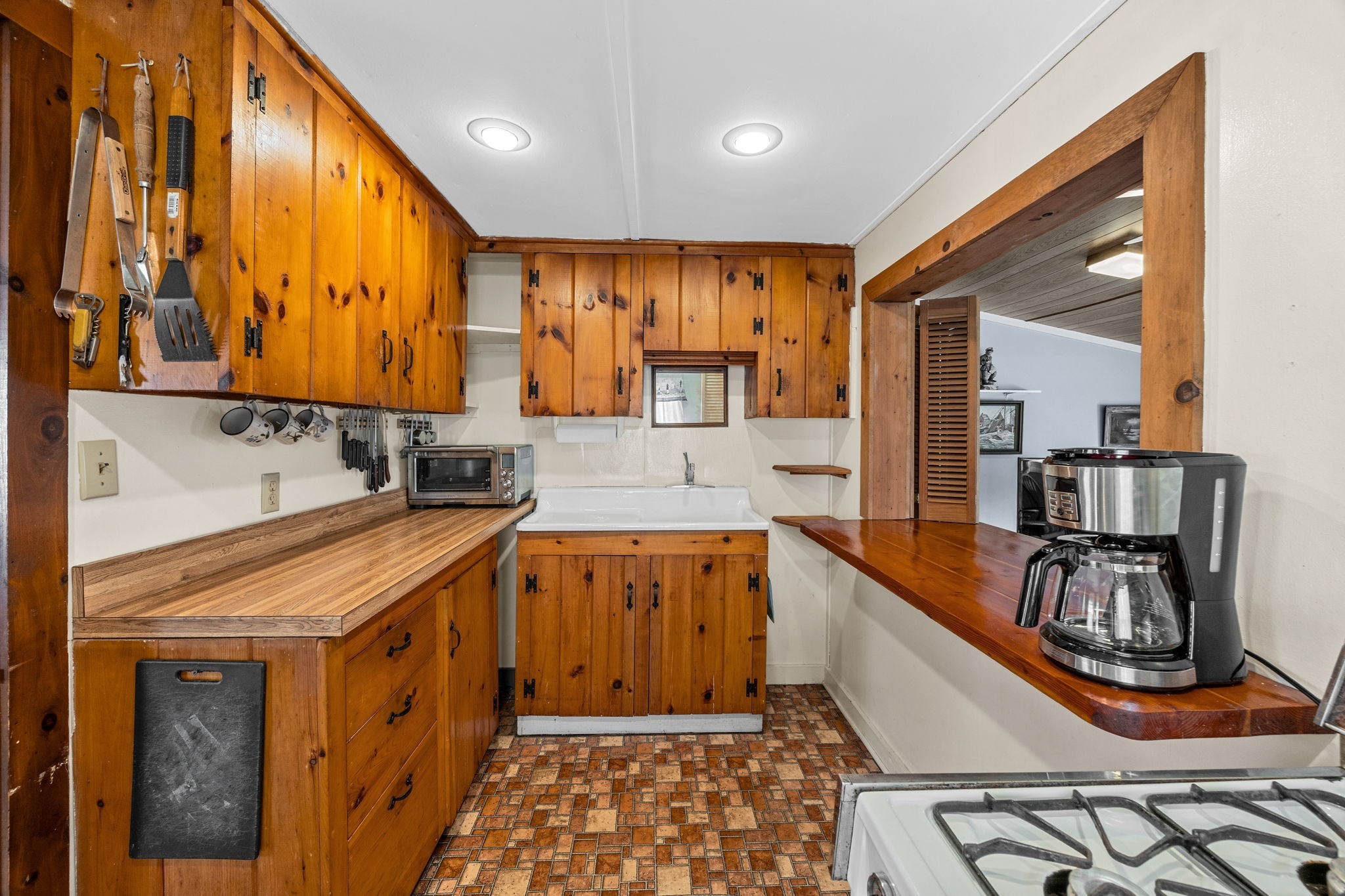 46 Longell Rd Property Photo 8