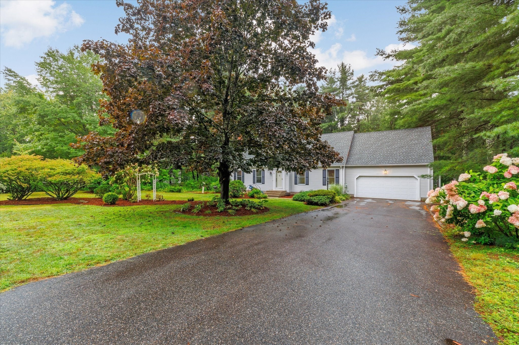 16 Old Farm Road Property Photo 3