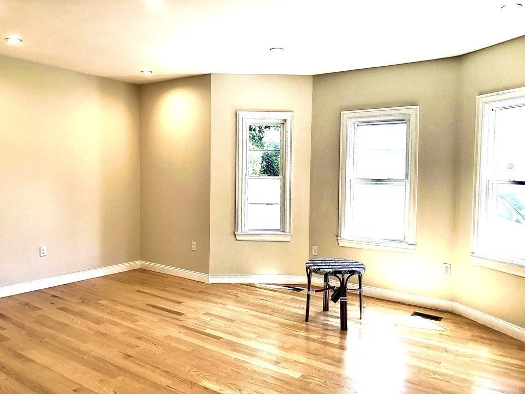 11 Mason # 1 Property Photo 10