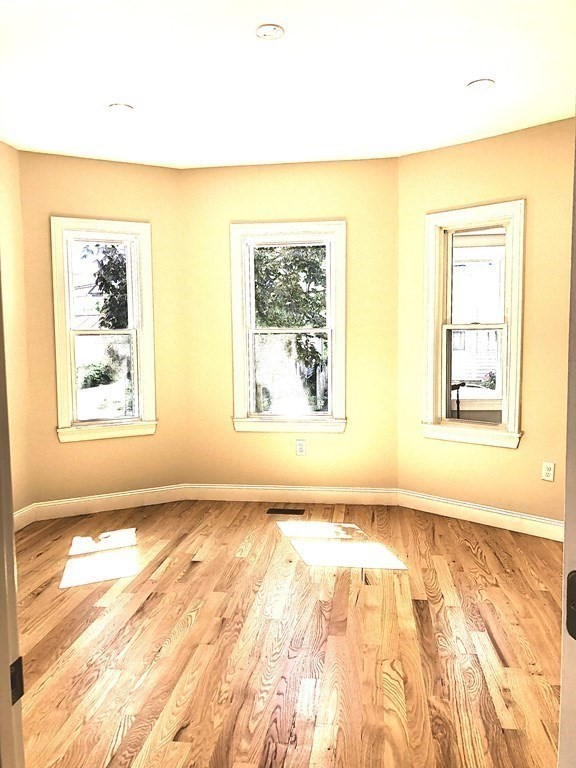 11 Mason # 1 Property Photo 11