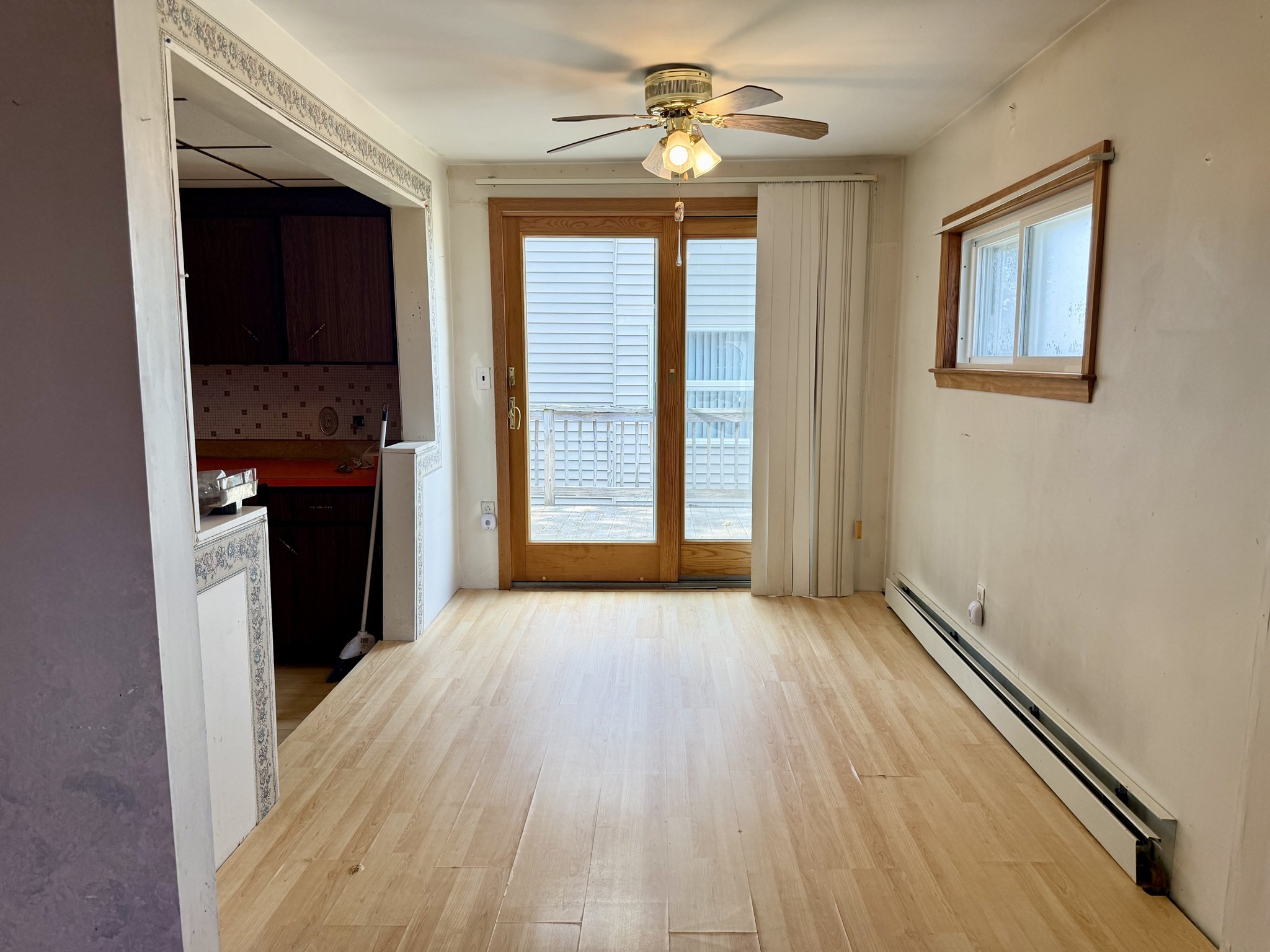 83 Bellingham Ave Property Photo 3
