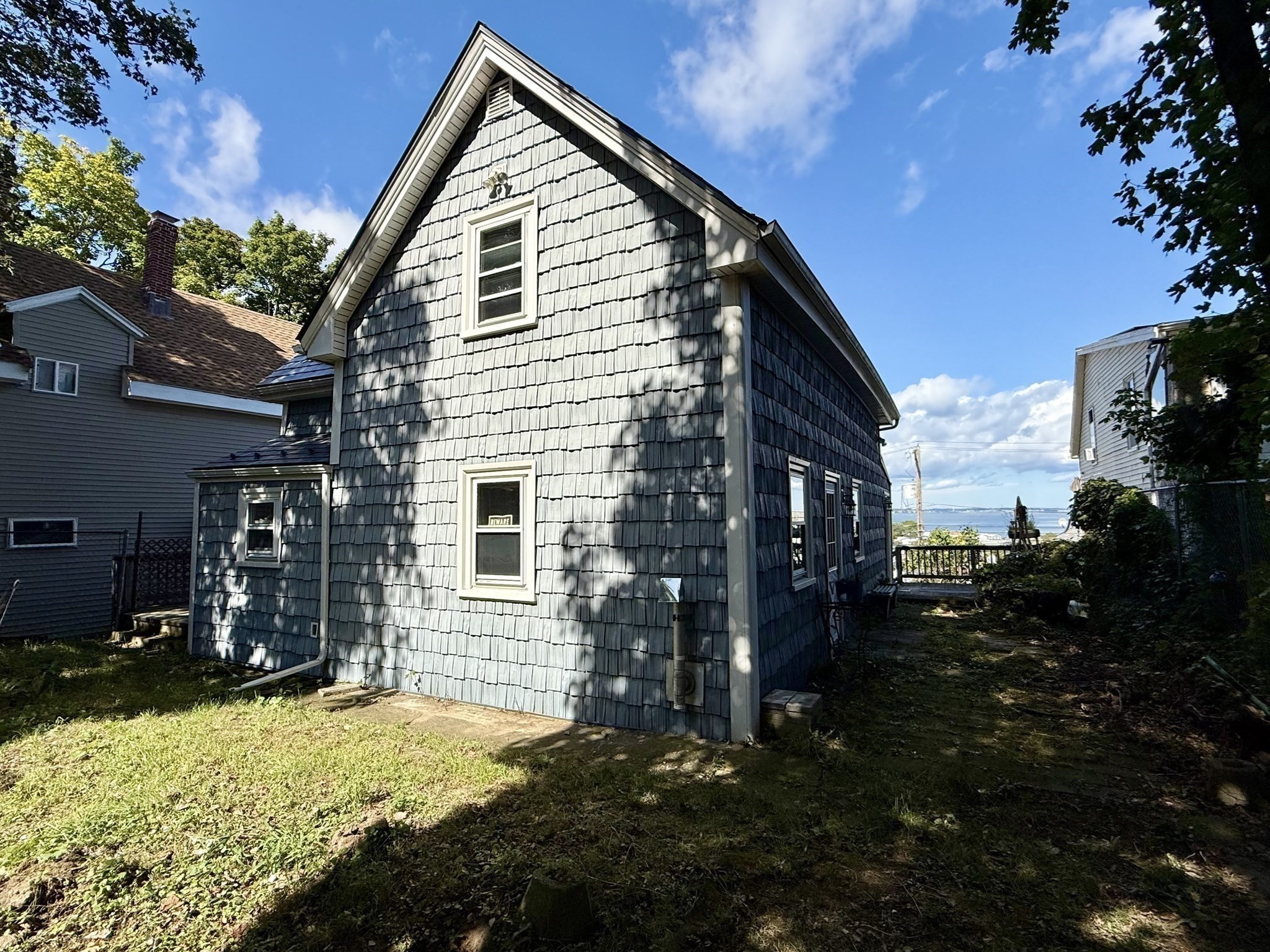 83 Bellingham Ave Property Photo 16