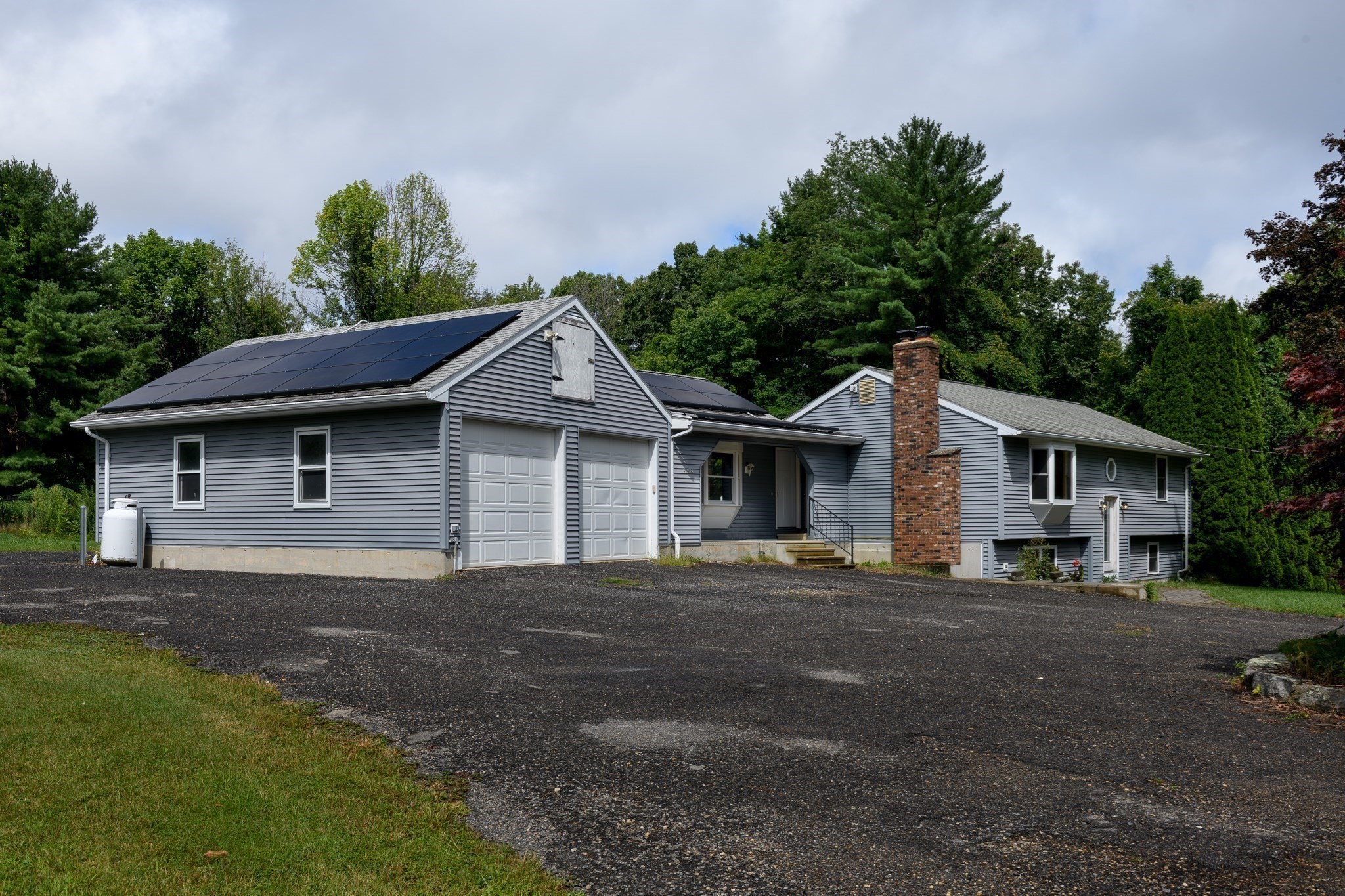 442 Rawson Street Property Photo 2