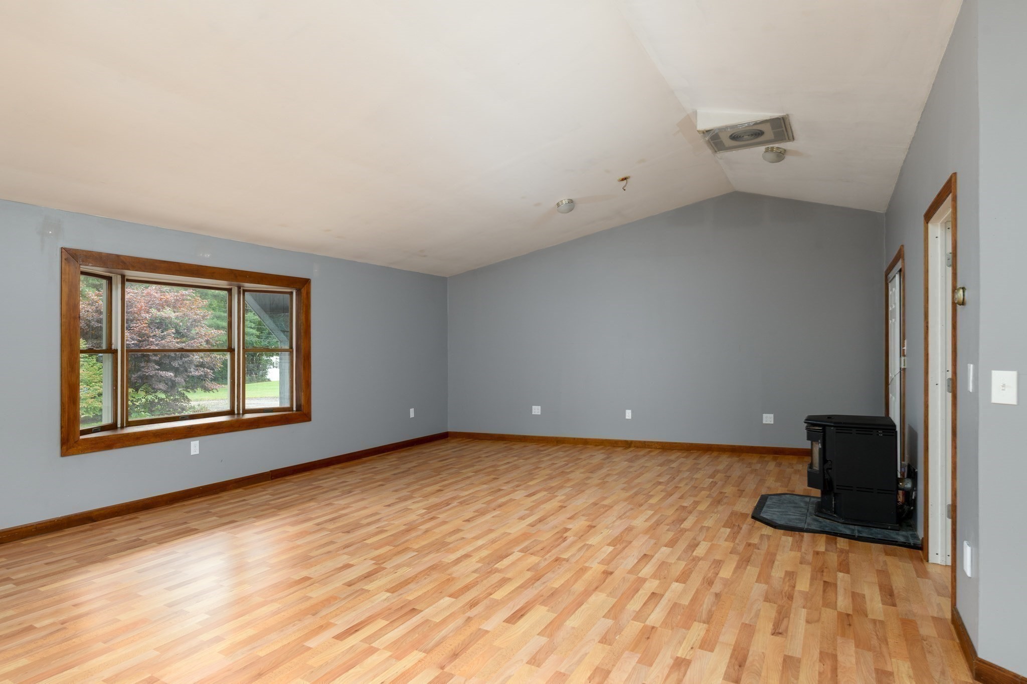 442 Rawson Street Property Photo 20