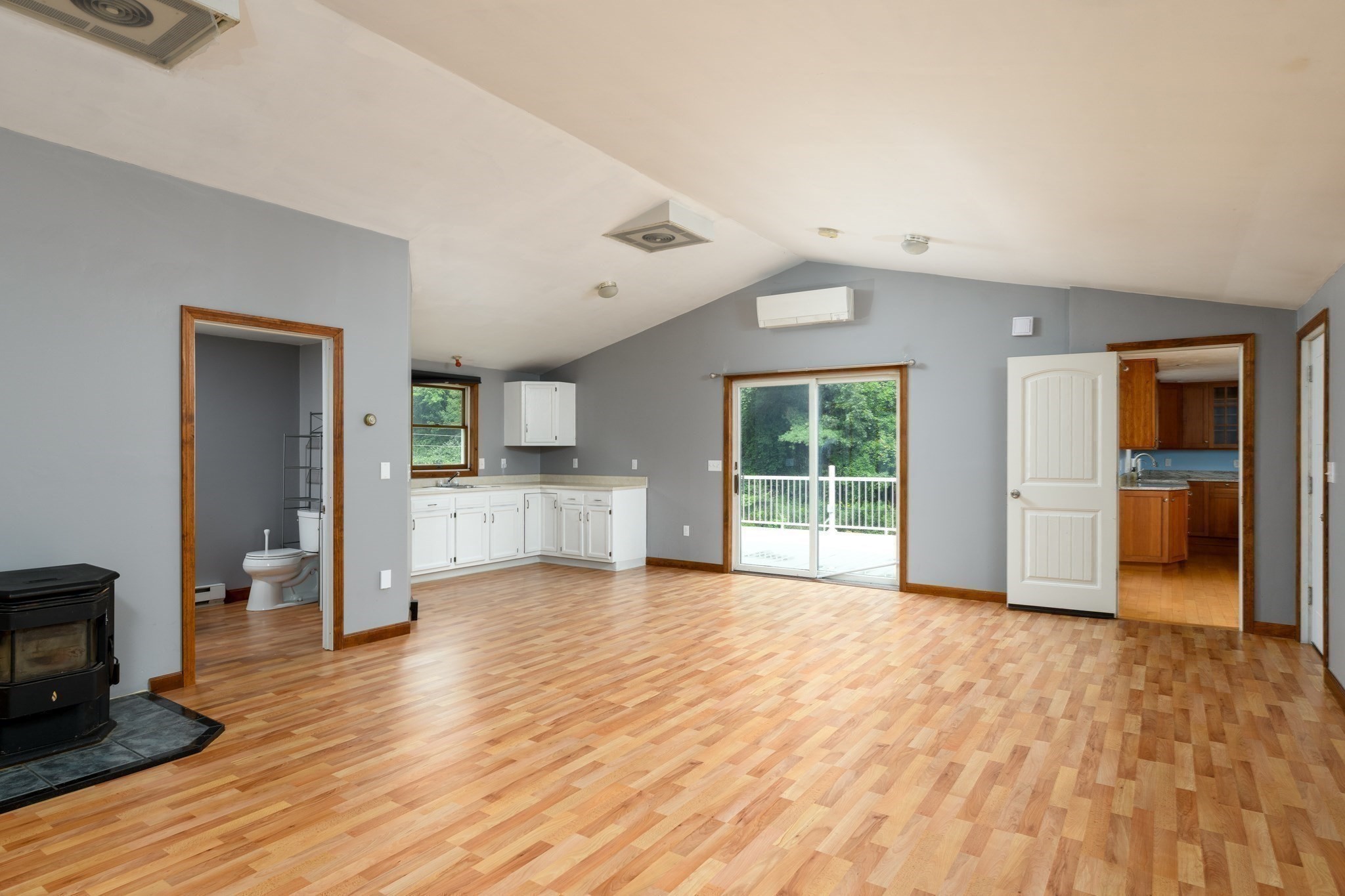 442 Rawson Street Property Photo 22