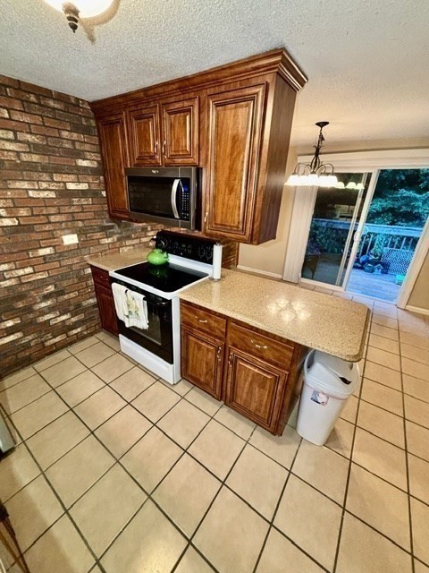 6 Meadowbrook Ln # 4 Property Photo 6