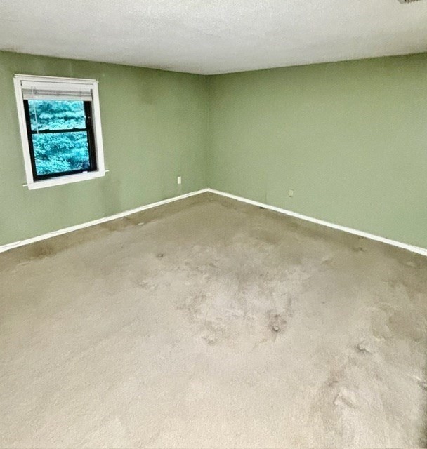 6 Meadowbrook Ln # 4 Property Photo 11