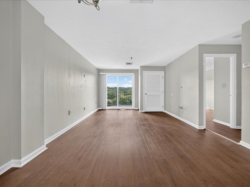 230 Willard # 701 Property Photo 12