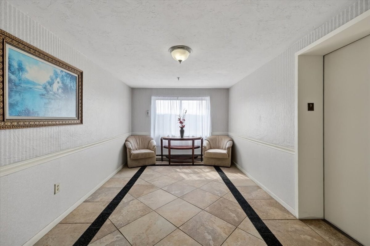 230 Willard # 701 Property Photo 27