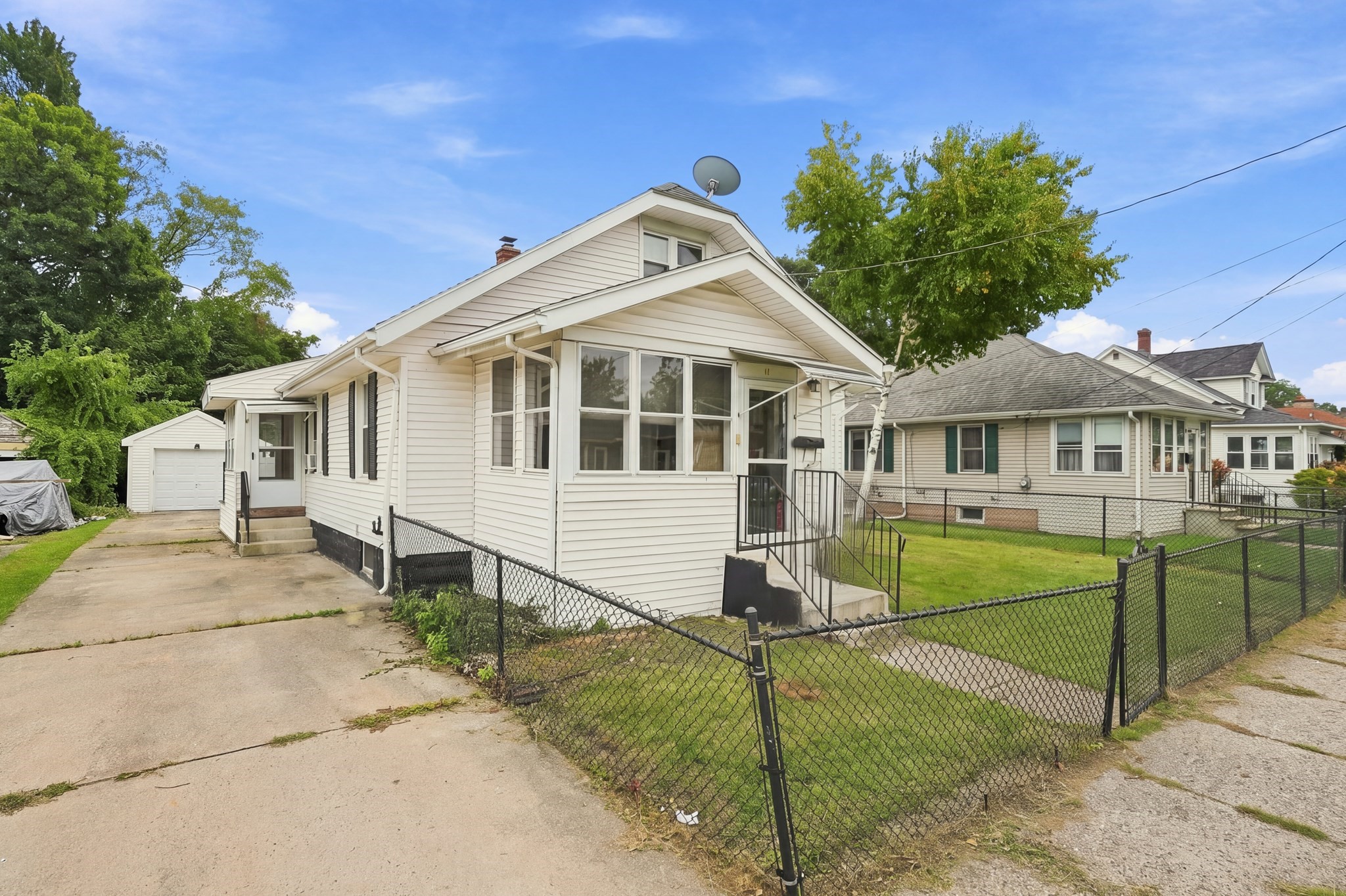 41 Ludger Ave Property Photo 1