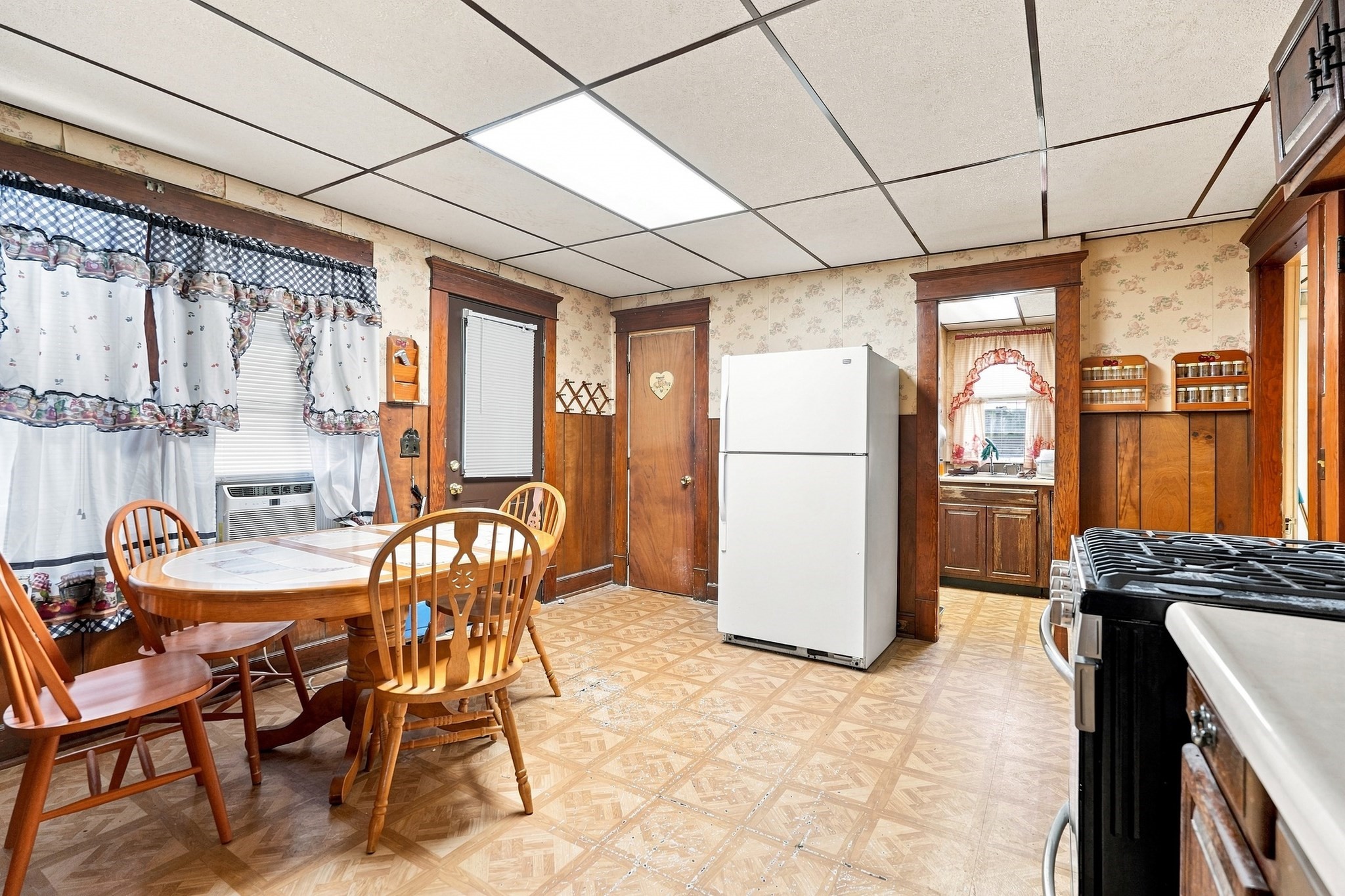 41 Ludger Ave Property Photo 9