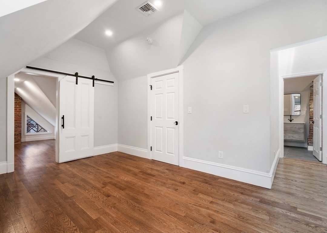 31 Monadnock St # 1 Property Photo 9