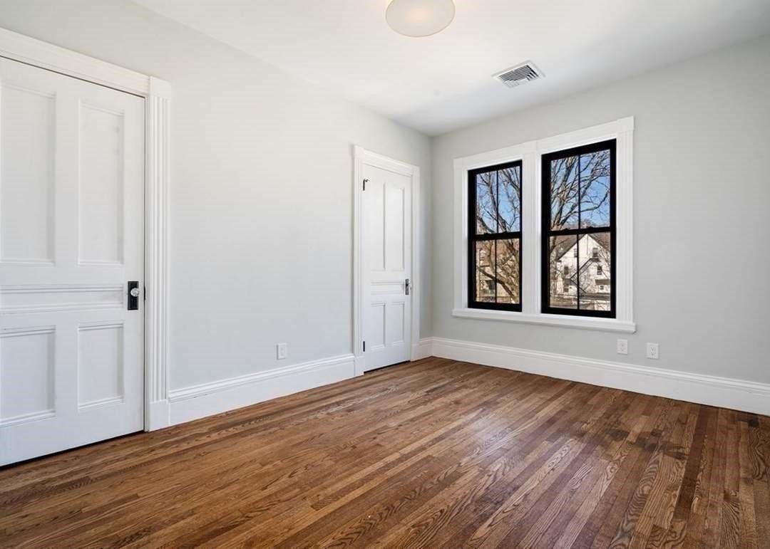 31 Monadnock St # 1 Property Photo 12