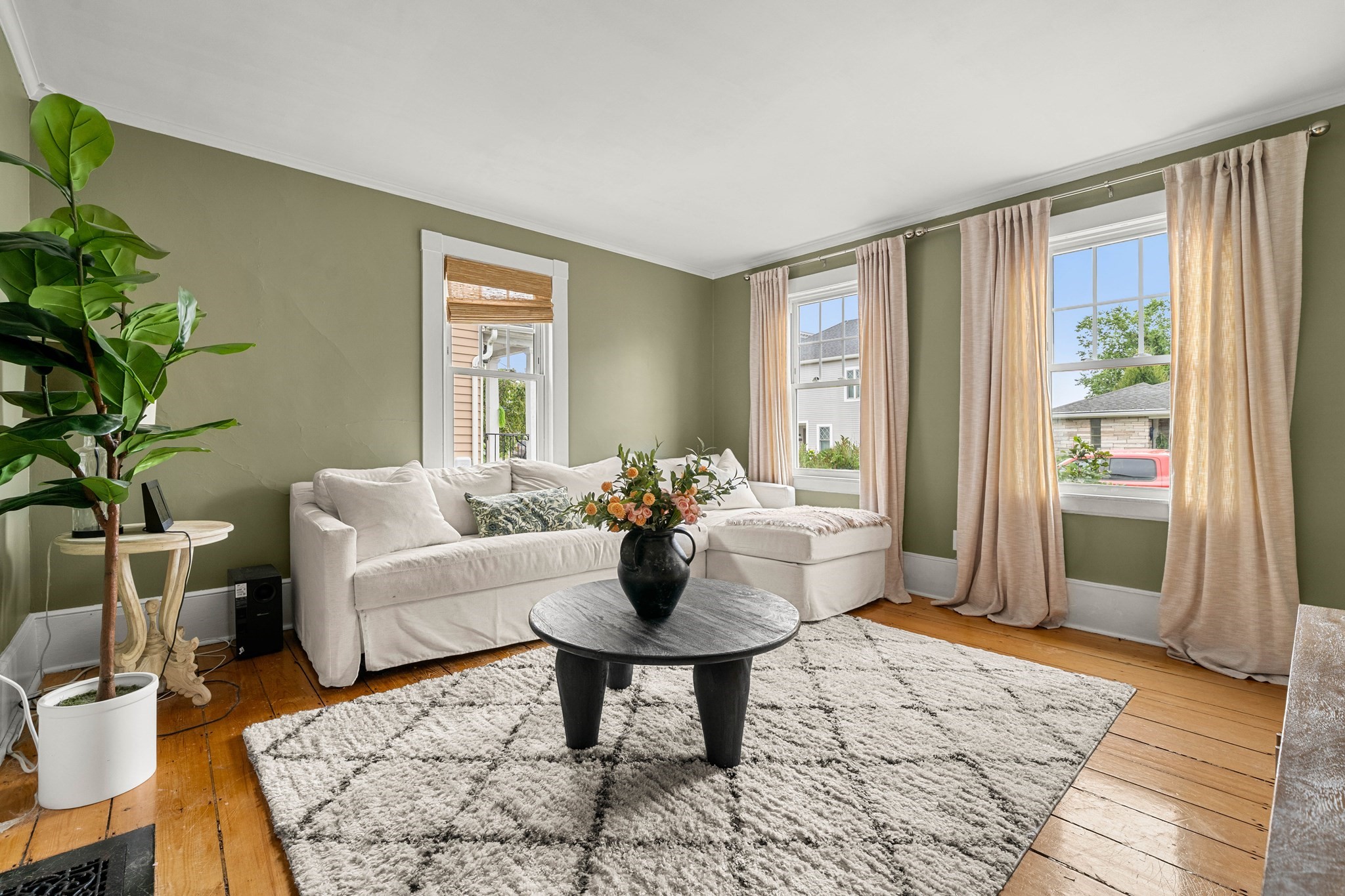 48 Puritan Rd. # A Property Photo 4